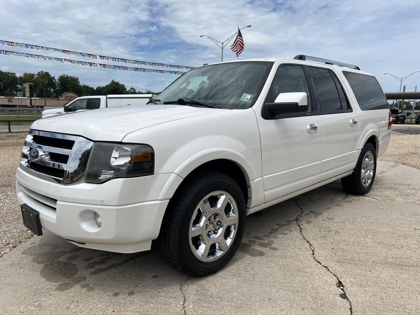 2013 White /Tan Ford Expedition Limited (1FMJK1K58DE) with an 5.4L V8 SOHC 16V FFV engine, 6-Speed Automatic transmission, located at 4520 Airline Hwy, Baton Rouge, LA, 70805, (225) 357-1497, 30.509325, -91.145432 - 2013 Ford Expedition EL Limited ***NO ACCIDENTS*** 5.4 V8 Gas, 169K Miles, Leather, Seating For 7, Sunroof, Fully Loaded, Cold A/C, Backup Camera, Tow Package. FOR INFO PLEASE CONTACT JEFF AT 225-413-0981 CHECK OUT OUR A+ RATING WITH THE BETTER BUSINESS BUREAU WE HAVE BEEN A FAMILY OWNED AND OPERA - Photo#0