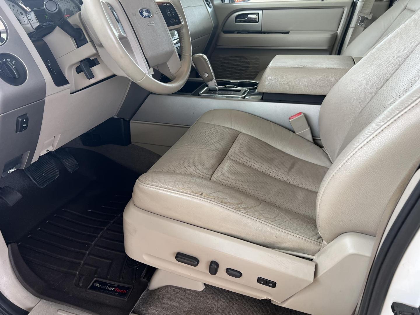 2013 White /Tan Ford Expedition Limited (1FMJK1K58DE) with an 5.4L V8 SOHC 16V FFV engine, 6-Speed Automatic transmission, located at 4520 Airline Hwy, Baton Rouge, LA, 70805, (225) 357-1497, 30.509325, -91.145432 - 2013 Ford Expedition EL Limited ***NO ACCIDENTS*** 5.4 V8 Gas, 169K Miles, Leather, Seating For 7, Sunroof, Fully Loaded, Cold A/C, Backup Camera, Tow Package. FOR INFO PLEASE CONTACT JEFF AT 225-413-0981 CHECK OUT OUR A+ RATING WITH THE BETTER BUSINESS BUREAU WE HAVE BEEN A FAMILY OWNED AND OPERA - Photo#9