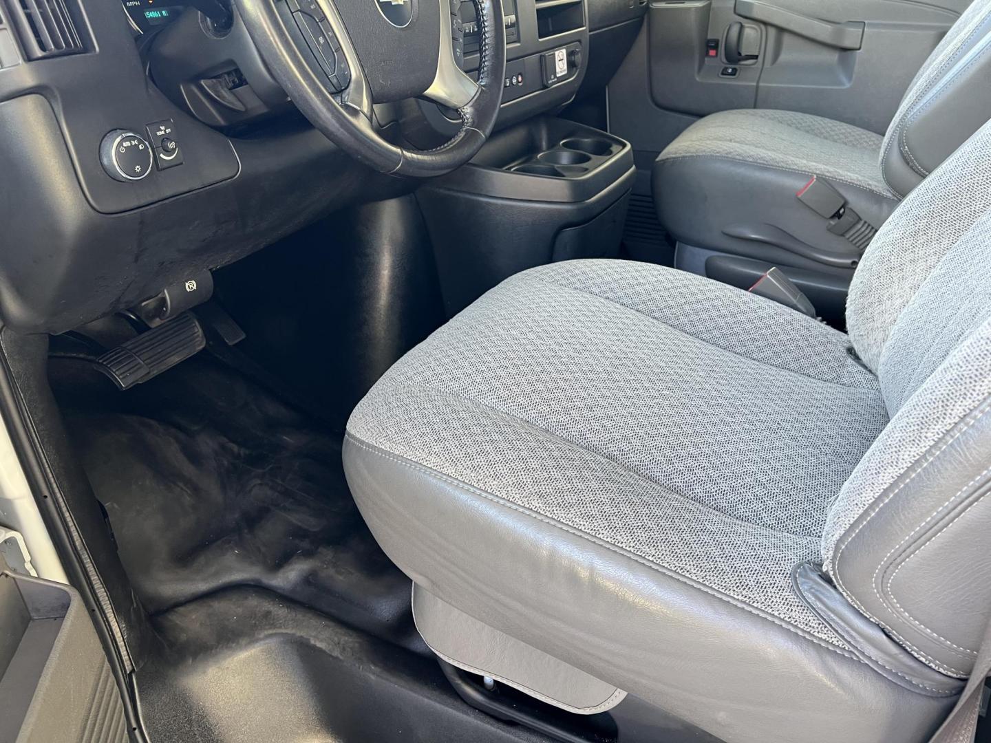2019 White /Gray Chevrolet Express 2500 Cargo (1GCWGAFG8K1) with an 6.0L V8 engine, 6-Speed Automatic transmission, located at 4520 Airline Hwy, Baton Rouge, LA, 70805, (225) 357-1497, 30.509325, -91.145432 - 2019 Chevrolet Express 2500 Cargo **NO ACCIDENTS** 6.0 V8 Gas, 154K Miles, A/C & Heat, Power Windows & Locks, Rear Camera. Has Minor Dings. FOR INFORMATION, PLEASE CONTACT JEFF AT 225-413-0981 CHECK OUT OUR A+ RATING WITH THE BETTER BUSINESS BUREAU WE HAVE BEEN A FAMILY OWNED AND OPERATED BUSINESS - Photo#8