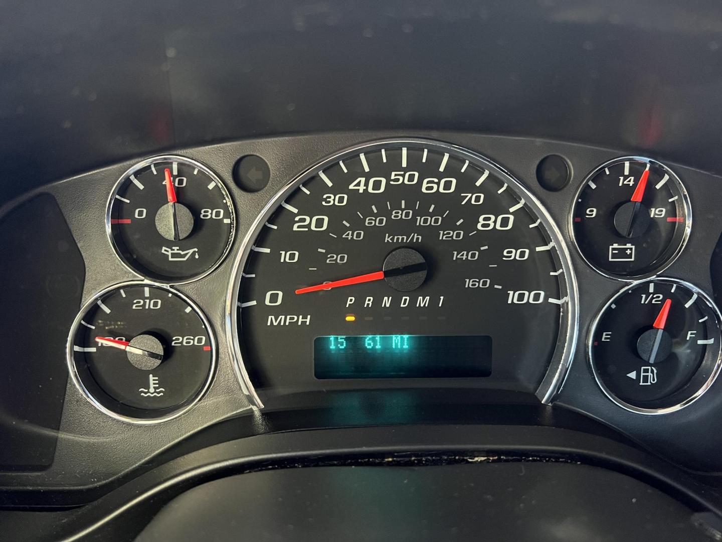 2019 White /Gray Chevrolet Express 2500 Cargo (1GCWGAFG8K1) with an 6.0L V8 engine, 6-Speed Automatic transmission, located at 4520 Airline Hwy, Baton Rouge, LA, 70805, (225) 357-1497, 30.509325, -91.145432 - 2019 Chevrolet Express 2500 Cargo **NO ACCIDENTS** 6.0 V8 Gas, 154K Miles, A/C & Heat, Power Windows & Locks, Rear Camera. Has Minor Dings. FOR INFORMATION, PLEASE CONTACT JEFF AT 225-413-0981 CHECK OUT OUR A+ RATING WITH THE BETTER BUSINESS BUREAU WE HAVE BEEN A FAMILY OWNED AND OPERATED BUSINESS - Photo#11