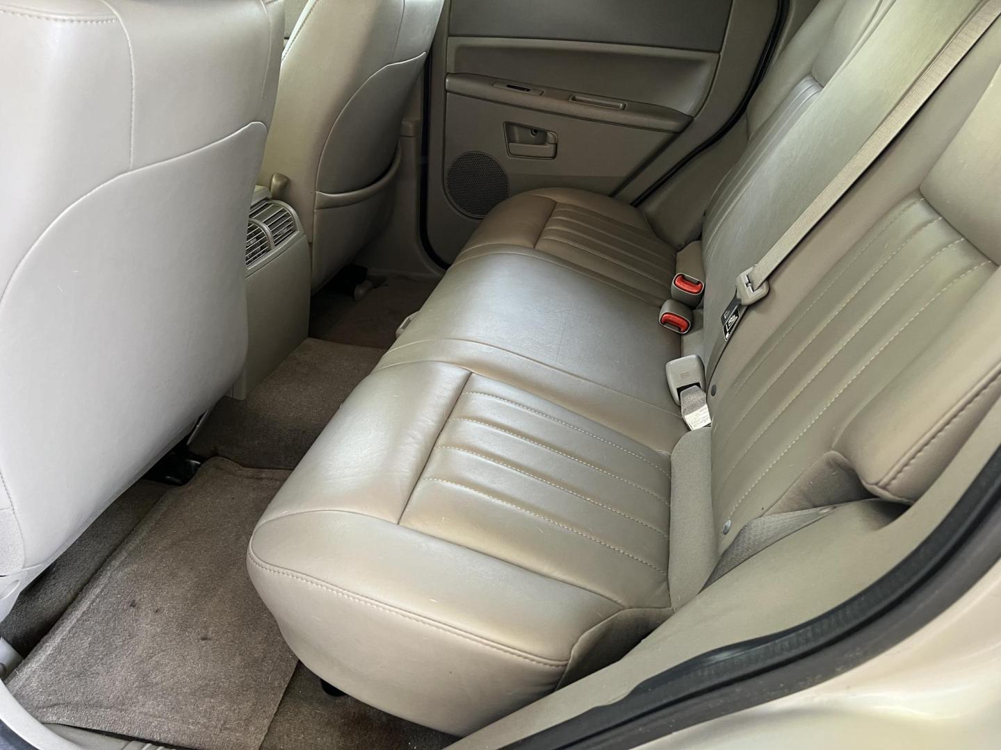 2007 Tan /Tan Jeep Grand Cherokee Laredo (1J8HS48P87C) with an 4.7L V8 SOHC 16V FFV engine, 5-Speed Automatic Overdrive transmission, located at 4520 Airline Hwy, Baton Rouge, LA, 70805, (225) 357-1497, 30.509325, -91.145432 - 2007 Jeep Grand Cherokee Laredo***NO ACCIDENTS*** 4.7 V8 Gas, 113K Miles, Sunroof, Heated Leather, Cold A/C, Power Windows, Locks & Mirrors. FOR INFO PLEASE CONTACT JEFF AT 225-413-0981 CHECK OUT OUR A+ RATING WITH THE BETTER BUSINESS BUREAU WE HAVE BEEN A FAMILY OWNED AND OPERATED BUSINESS AT THE S - Photo#14