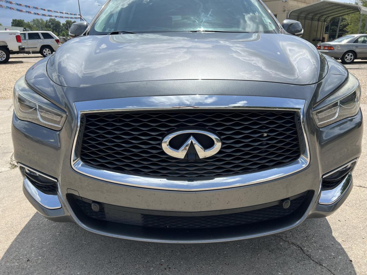 2017 Dark Gray /Black Infiniti QX60 Leather (5N1DL0MNXHC) with an 3.5L V6 DOHC 24V engine, Automatic transmission, located at 4520 Airline Hwy, Baton Rouge, LA, 70805, (225) 357-1497, 30.509325, -91.145432 - 2017 Infiniti QX60 ***NO ACCIDENTS*** 3.5 V6 Gas, 215K Miles, Sunroof, Navigation, Heated Leather, 3rd Row Seat, Cold A/C, All Power, Loaded, Good Tires. FOR INFO PLEASE CONTACT JEFF AT 225-413-0981 CHECK OUT OUR A+ RATING WITH THE BETTER BUSINESS BUREAU WE HAVE BEEN A FAMILY OWNED AND OPERATED B - Photo#2
