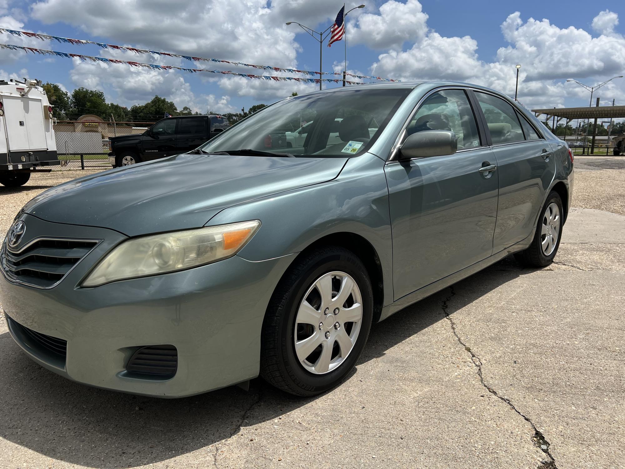 photo of 2011 Toyota Camry LE