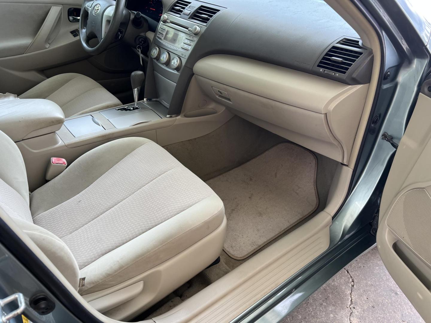 2011 Green /Tan Toyota Camry LE (4T1BF3EK8BU) with an 2.5L L4 DOHC 16V engine, Automatic transmission, located at 4520 Airline Hwy, Baton Rouge, LA, 70805, (225) 357-1497, 30.509325, -91.145432 - 2011 Toyota Camry LE 2.5L Gas, 203K Miles, Cold A/C, Power Windows, Locks & Mirrors. FOR INFO PLEASE CONTACT JEFF AT 225-413-0981 CHECK OUT OUR A+ RATING WITH THE BETTER BUSINESS BUREAU WE HAVE BEEN A FAMILY OWNED AND OPERATED BUSINESS AT THE SAME LOCATION FOR OVER 45 YEARS. WE STRIVE TO KEEP CUSTO - Photo#9
