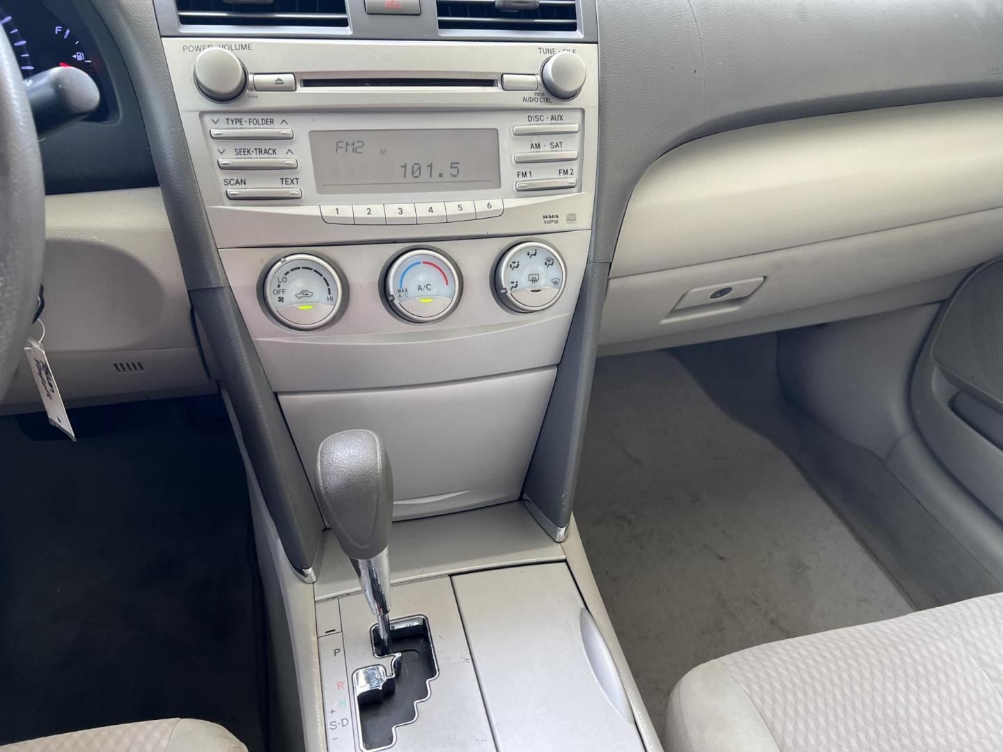 2011 Green /Tan Toyota Camry LE (4T1BF3EK8BU) with an 2.5L L4 DOHC 16V engine, Automatic transmission, located at 4520 Airline Hwy, Baton Rouge, LA, 70805, (225) 357-1497, 30.509325, -91.145432 - 2011 Toyota Camry LE 2.5L Gas, 203K Miles, Cold A/C, Power Windows, Locks & Mirrors. FOR INFO PLEASE CONTACT JEFF AT 225-413-0981 CHECK OUT OUR A+ RATING WITH THE BETTER BUSINESS BUREAU WE HAVE BEEN A FAMILY OWNED AND OPERATED BUSINESS AT THE SAME LOCATION FOR OVER 45 YEARS. WE STRIVE TO KEEP CUSTO - Photo#11