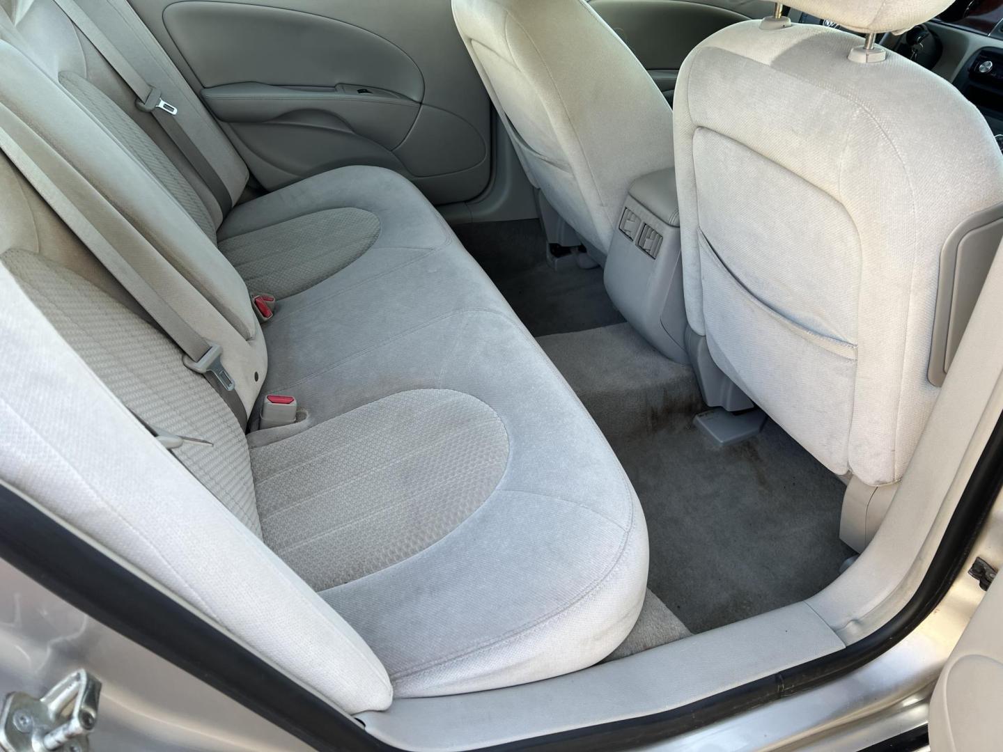 2007 Silver /Gray Buick Lucerne CX (1G4HP57257U) with an 3.8L V6 OHV 12V engine, 4-Speed Automatic Overdrive transmission, located at 4520 Airline Hwy, Baton Rouge, LA, 70805, (225) 357-1497, 30.509325, -91.145432 - 2007 Buick Lucerne CX ***ONLY 84K MILES*** 3.8 V6 Gas, Power Windows, Locks, Mirrors & Seat, 5 Passenger Seating, Cold A/C, New Tires. FOR INFORMATION, PLEASE CONTACT JEFF AT 225-413-0981 CHECK OUT OUR A+ RATING WITH THE BETTER BUSINESS BUREAU WE HAVE BEEN A FAMILY OWNED AND OPERATED BUSINESS AT TH - Photo#10
