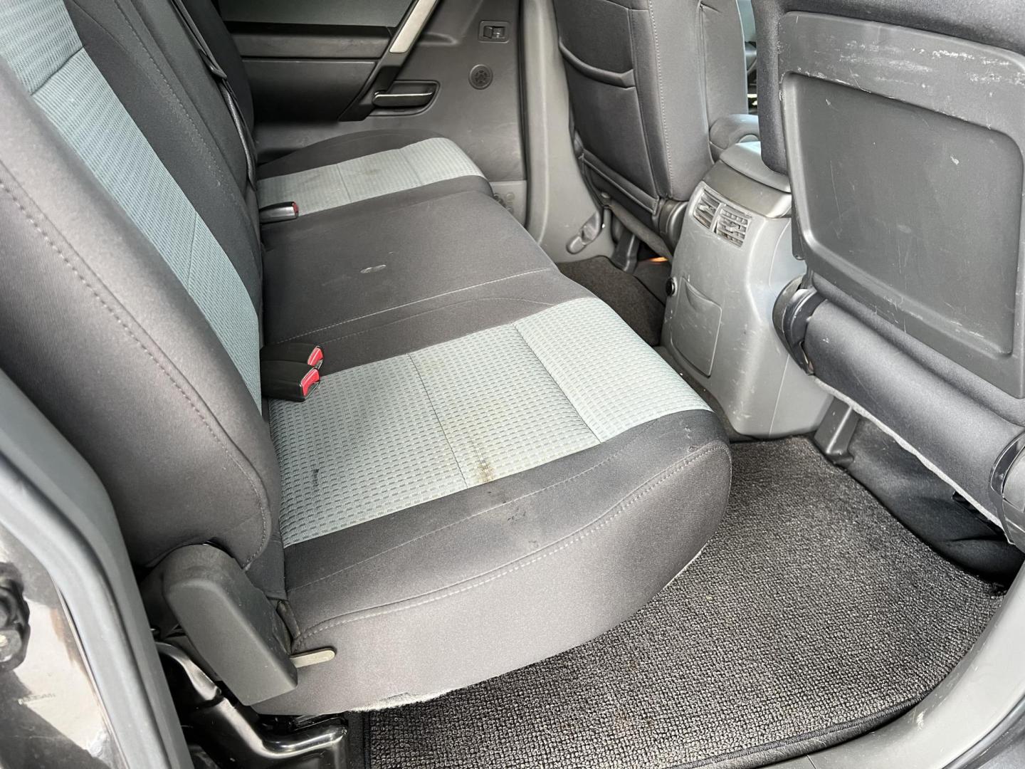 2006 Dark Gray /Gray Nissan Titan SE (1N6BA07AX6N) with an 5.6L V8 DOHC 32V FFV engine, 5-Speed Automatic Overdrive transmission, located at 4520 Airline Hwy, Baton Rouge, LA, 70805, (225) 357-1497, 30.509325, -91.145432 - 2006 Nissan Titan Crew Cab SE 5.6 V8 Gas, 245K Miles, A/C, Power Windows & Locks. FOR INFO PLEASE CONTACT JEFF AT 225-413-0981 CHECK OUT OUR A+ RATING WITH THE BETTER BUSINESS BUREAU WE HAVE BEEN A FAMILY OWNED AND OPERATED BUSINESS AT THE SAME LOCATION FOR OVER 45 YEARS. WE STRIVE TO KEEP CUSTOME - Photo#10