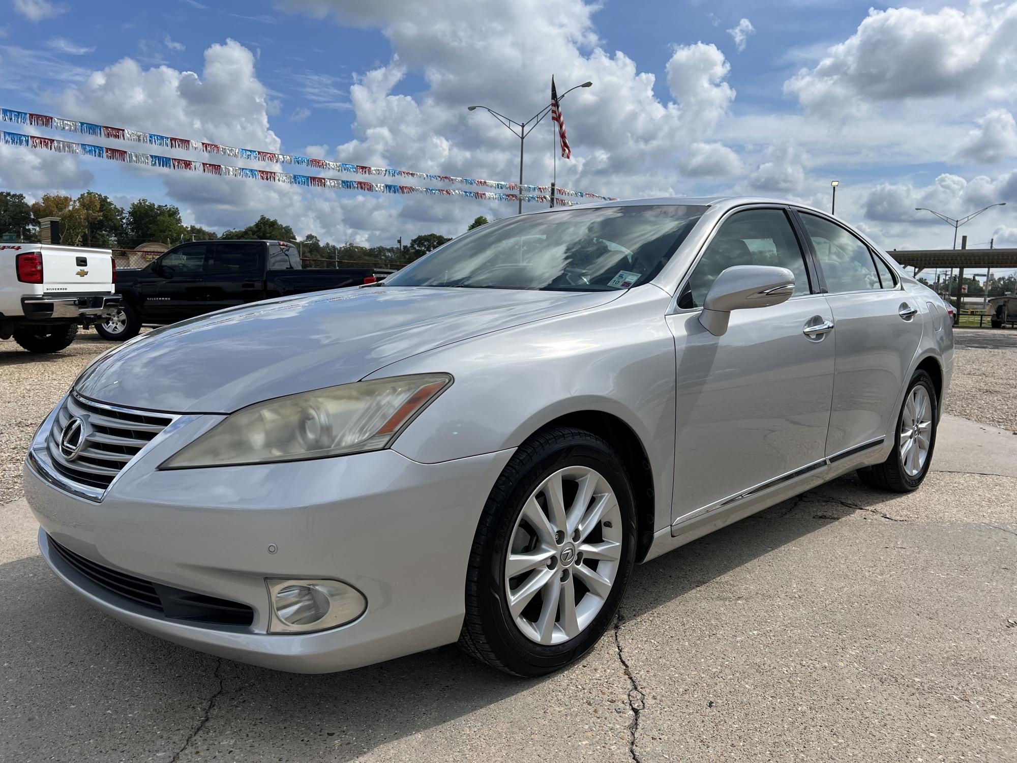 photo of 2011 Lexus ES 350 Sedan