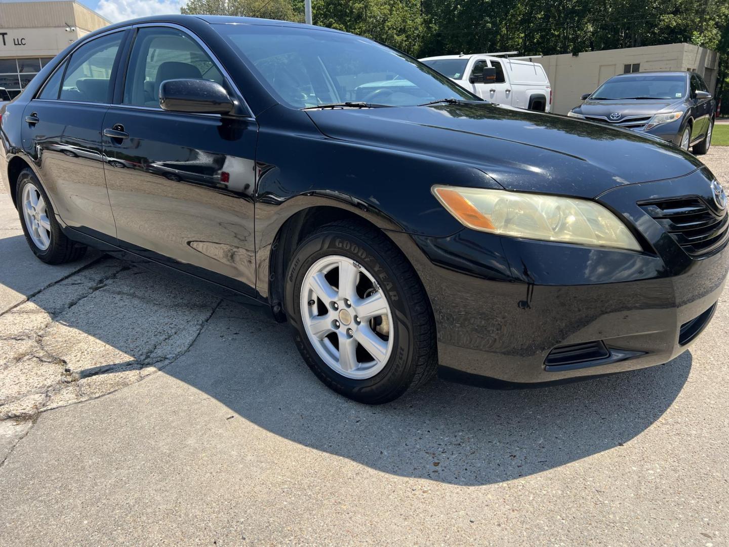 2008 Black /Gray Toyota Camry LE (4T4BE46K08R) with an 2.4L L4 DOHC 16V engine, 5-Speed Automatic Overdrive transmission, located at 4520 Airline Hwy, Baton Rouge, LA, 70805, (225) 357-1497, 30.509325, -91.145432 - 2008 Toyota Camry LE **One Owner** 4 Cylinder Gas, Cold A/C, Power Windows, Locks & Mirrors. FOR INFO PLEASE CONTACT JEFF AT 225-413-0981 CHECK OUT OUR A+ RATING WITH THE BETTER BUSINESS BUREAU WE HAVE BEEN A FAMILY OWNED AND OPERATED BUSINESS AT THE SAME LOCATION FOR OVER 48 YEARS. WE STRIVE TO K - Photo#3