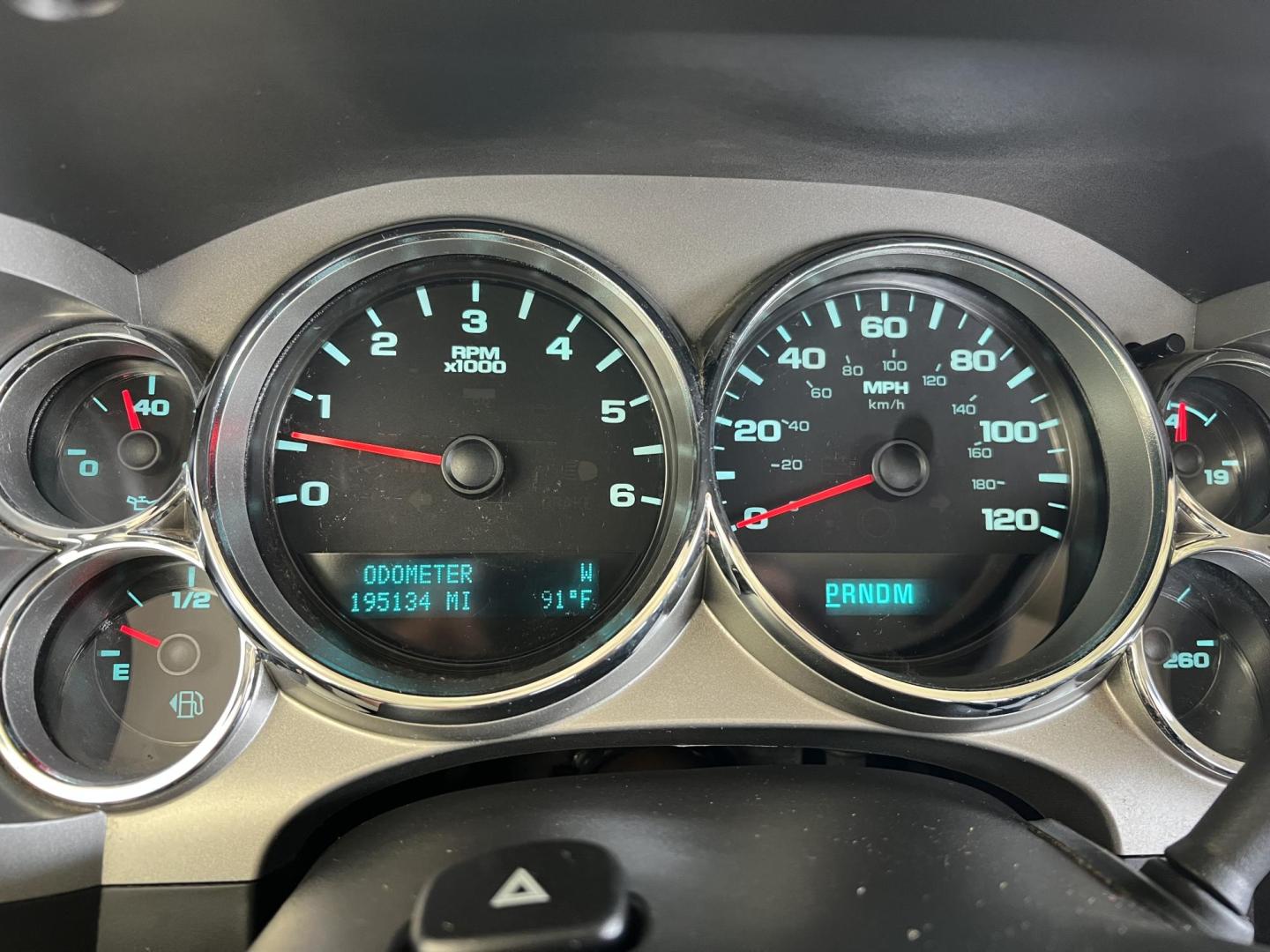 2013 White /Black Chevrolet Silverado 1500 LT (1GCRCSE05DZ) with an 5.3L V8 OHV 16V FFV engine, 6-Speed Automatic transmission, located at 4520 Airline Hwy, Baton Rouge, LA, 70805, (225) 357-1497, 30.509325, -91.145432 - 2013 Chevrolet Silverado 1500 Ext Cab LT ***ONE OWNER & NO ACCIDENTS*** 5.3 V8 Gas, 195K Miles, Cold A/C, Power Windows, Locks & Mirrors, Good Tires, Tow Package. FOR INFO PLEASE CONTACT JEFF AT 225-413-0981 CHECK OUT OUR A+ RATING WITH THE BETTER BUSINESS BUREAU WE HAVE BEEN A FAMILY OWNED AND OPER - Photo#13