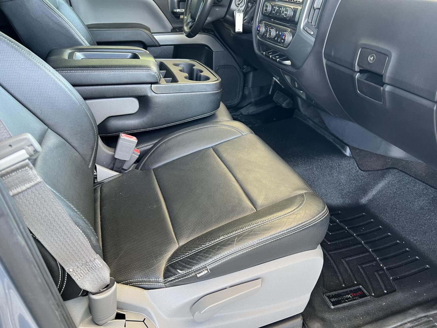 2015 Blue /Black Chevrolet Silverado 1500 LT (3GCPCREC9FG) with an 5.3L V8 OHV 16V engine, 6-Speed Automatic transmission, located at 4520 Airline Hwy, Baton Rouge, LA, 70805, (225) 357-1497, 30.509325, -91.145432 - 2015 Chevrolet Silverado 1500 Crew Cab LT ***ONE OWNER*** 5.3 V8 Gas, 153K Miles, Leather, Cold A/C, Power Windows, Locks & Mirrors, Backup Camera, Tow Package. FOR INFO PLEASE CONTACT JEFF AT 225-413-0981 CHECK OUT OUR A+ RATING WITH THE BETTER BUSINESS BUREAU WE HAVE BEEN A FAMILY OWNED AND OPERAT - Photo#10
