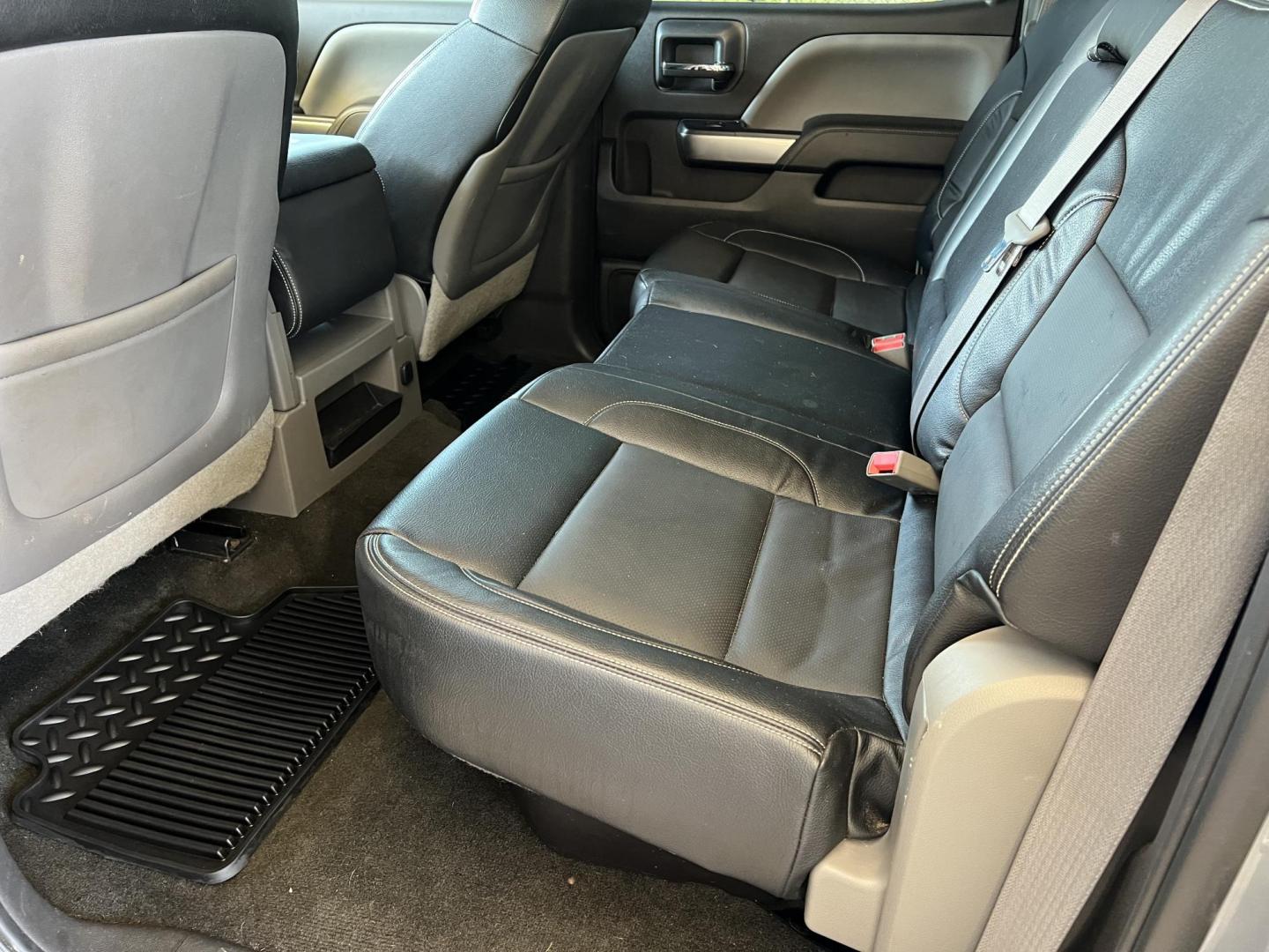 2015 Blue /Black Chevrolet Silverado 1500 LT (3GCPCREC9FG) with an 5.3L V8 OHV 16V engine, 6-Speed Automatic transmission, located at 4520 Airline Hwy, Baton Rouge, LA, 70805, (225) 357-1497, 30.509325, -91.145432 - 2015 Chevrolet Silverado 1500 Crew Cab LT ***ONE OWNER*** 5.3 V8 Gas, 153K Miles, Leather, Cold A/C, Power Windows, Locks & Mirrors, Backup Camera, Tow Package. FOR INFO PLEASE CONTACT JEFF AT 225-413-0981 CHECK OUT OUR A+ RATING WITH THE BETTER BUSINESS BUREAU WE HAVE BEEN A FAMILY OWNED AND OPERAT - Photo#12