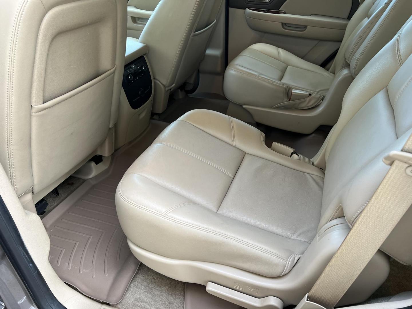2013 Brown /Tan Chevrolet Tahoe LT (1GNSCBE0XDR) with an 5.3L V8 OHV 16V FFV engine, 6-Speed Automatic transmission, located at 4520 Airline Hwy, Baton Rouge, LA, 70805, (225) 357-1497, 30.509325, -91.145432 - 2013 Chevrolet Tahoe LT 2WD 5.3 V8 Gas, 141K Miles, Heated Leather, Seating For 7, Cold A/C, All Power, Backup Camera, 20 Inch Factory Alloy Wheels, Tow Package. FOR INFO PLEASE CONTACT JEFF AT 225-413-0981 CHECK OUT OUR A+ RATING WITH THE BETTER BUSINESS BUREAU WE HAVE BEEN A FAMILY-OWNED AND OP - Photo#11