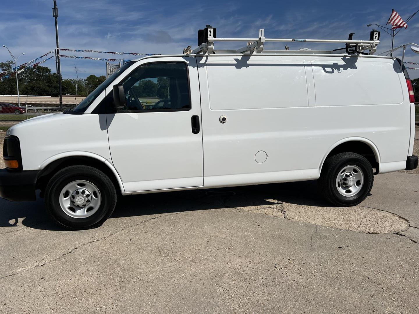 2014 White /Gray Chevrolet Express (1GCWGFCA6E1) with an 4.8L V8 OHV 16V engine, 6-Speed Automatic transmission, located at 4520 Airline Hwy, Baton Rouge, LA, 70805, (225) 357-1497, 30.509325, -91.145432 - 2014 Chevrolet Express 2500 Cargo Van 4.8 V8 Gas, 139K Miles, Cold A/C, Power Windows, Locks & Mirrors, Backup Camera. FOR INFO PLEASE CONTACT JEFF AT 225-413-0981 CHECK OUT OUR A+ RATING WITH THE BETTER BUSINESS BUREAU WE HAVE BEEN A FAMILY OWNED AND OPERATED BUSINESS AT THE SAME LOCATION FOR OVER - Photo#1