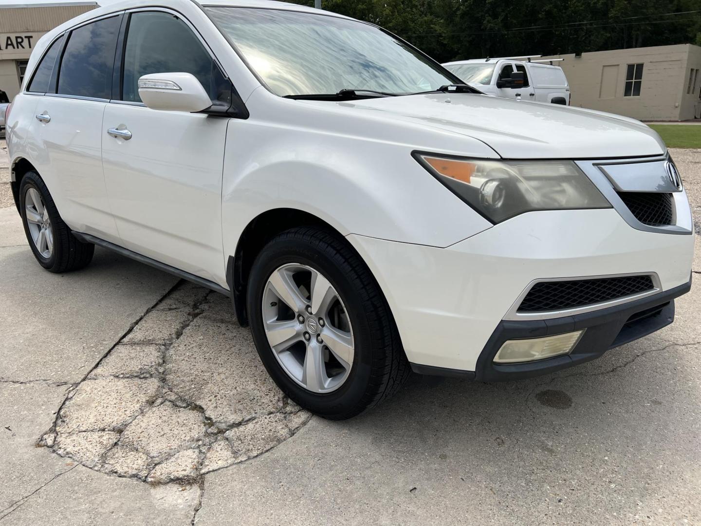 2010 White /Tan Acura MDX SH-AWD (2HNYD2H29AH) with an 3.7L V6 SOHC 24V engine, 6-Speed Automatic transmission, located at 4520 Airline Hwy, Baton Rouge, LA, 70805, (225) 357-1497, 30.509325, -91.145432 - 2010 Acura MDX SH-AWD 3.7 V6 Gas, 153K Miles, Heated Leather, Seating For 7, Sunroof, Cold A/C, All Power, Backup Camera & More. FOR INFO PLEASE CONTACT JEFF AT 225-413-0981 CHECK OUT OUR A+ RATING WITH THE BETTER BUSINESS BUREAU WE HAVE BEEN A FAMILY OWNED AND OPERATED BUSINESS AT THE SAME LOCATION - Photo#3