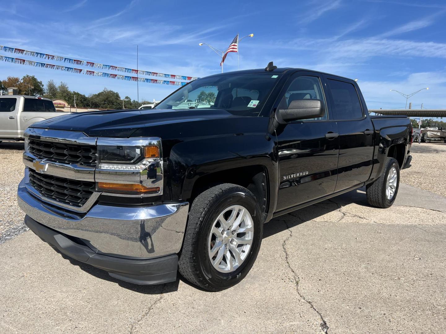 2017 Black /Gray Chevrolet Silverado 1500 LS (3GCPCNEC8HG) with an 5.3L V8 OHV 16V engine, 6-Speed Automatic transmission, located at 4520 Airline Hwy, Baton Rouge, LA, 70805, (225) 357-1497, 30.509325, -91.145432 - 2017 Chevrolet Silverado 1500 Crew Cab LS 5.3 V8 Gas, 155K Miles, Cold A/C, Power Windows, Locks & Mirrors, Tow Package. Has Some Minor Dings & Scratches. FOR INFO PLEASE CONTACT JEFF AT 225-413-0981 CHECK OUT OUR A+ RATING WITH THE BETTER BUSINESS BUREAU WE HAVE BEEN A FAMILY OWNED AND OPERATED BU - Photo#0