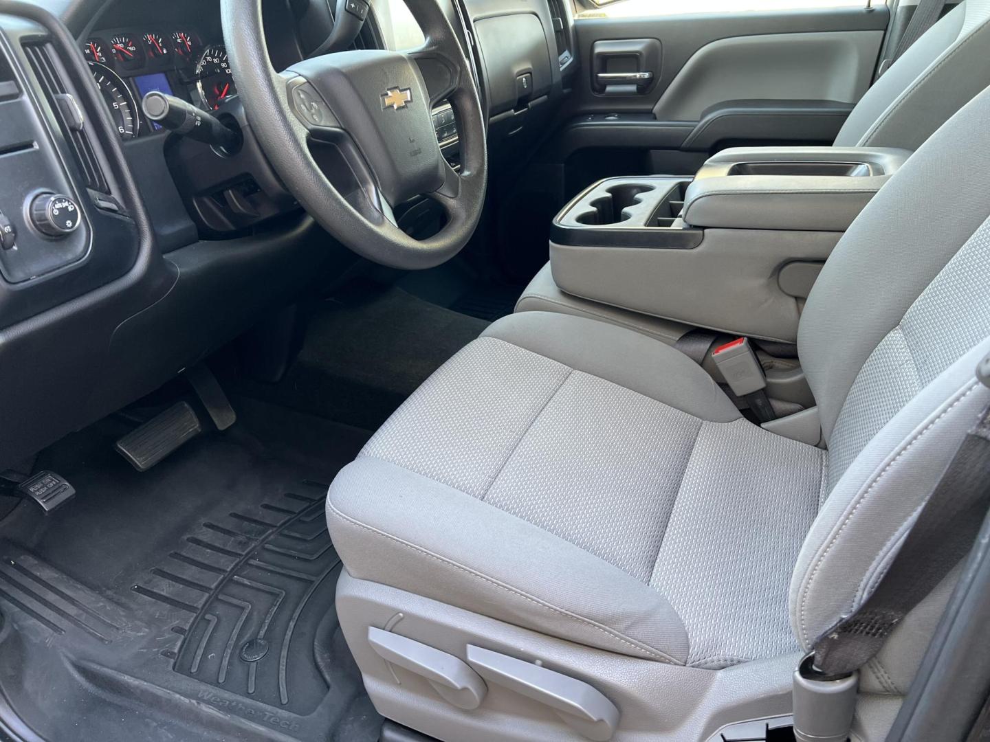 2017 Black /Gray Chevrolet Silverado 1500 LS (3GCPCNEC8HG) with an 5.3L V8 OHV 16V engine, 6-Speed Automatic transmission, located at 4520 Airline Hwy, Baton Rouge, LA, 70805, (225) 357-1497, 30.509325, -91.145432 - 2017 Chevrolet Silverado 1500 Crew Cab LS 5.3 V8 Gas, 155K Miles, Cold A/C, Power Windows, Locks & Mirrors, Tow Package. Has Some Minor Dings & Scratches. FOR INFO PLEASE CONTACT JEFF AT 225-413-0981 CHECK OUT OUR A+ RATING WITH THE BETTER BUSINESS BUREAU WE HAVE BEEN A FAMILY OWNED AND OPERATED BU - Photo#8