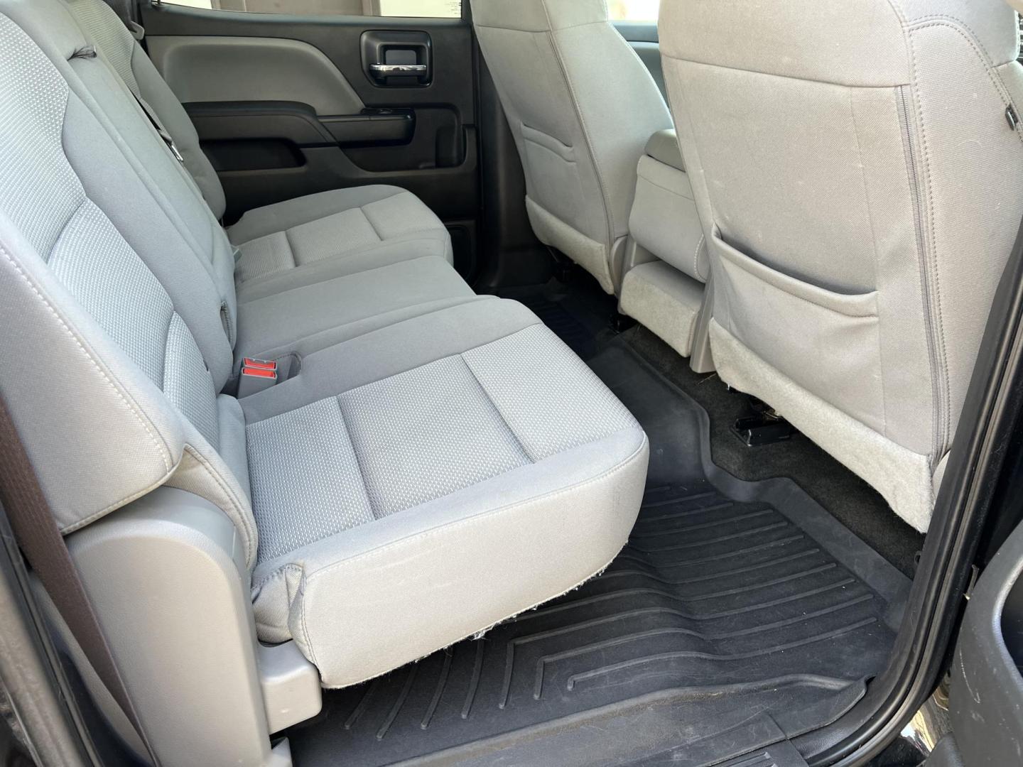 2017 Black /Gray Chevrolet Silverado 1500 LS (3GCPCNEC8HG) with an 5.3L V8 OHV 16V engine, 6-Speed Automatic transmission, located at 4520 Airline Hwy, Baton Rouge, LA, 70805, (225) 357-1497, 30.509325, -91.145432 - 2017 Chevrolet Silverado 1500 Crew Cab LS 5.3 V8 Gas, 155K Miles, Cold A/C, Power Windows, Locks & Mirrors, Tow Package. Has Some Minor Dings & Scratches. FOR INFO PLEASE CONTACT JEFF AT 225-413-0981 CHECK OUT OUR A+ RATING WITH THE BETTER BUSINESS BUREAU WE HAVE BEEN A FAMILY OWNED AND OPERATED BU - Photo#9