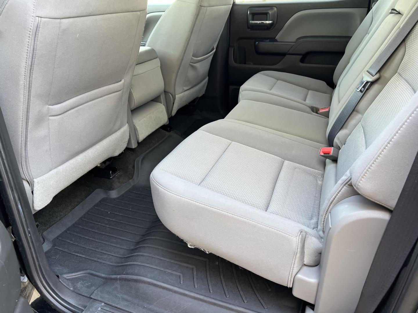 2017 Black /Gray Chevrolet Silverado 1500 LS (3GCPCNEC8HG) with an 5.3L V8 OHV 16V engine, 6-Speed Automatic transmission, located at 4520 Airline Hwy, Baton Rouge, LA, 70805, (225) 357-1497, 30.509325, -91.145432 - 2017 Chevrolet Silverado 1500 Crew Cab LS 5.3 V8 Gas, 155K Miles, Cold A/C, Power Windows, Locks & Mirrors, Tow Package. Has Some Minor Dings & Scratches. FOR INFO PLEASE CONTACT JEFF AT 225-413-0981 CHECK OUT OUR A+ RATING WITH THE BETTER BUSINESS BUREAU WE HAVE BEEN A FAMILY OWNED AND OPERATED BU - Photo#10