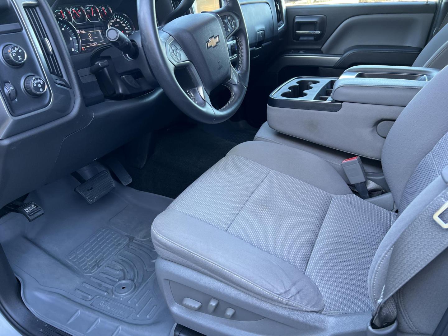 2014 Silver /Gray Chevrolet Silverado 1500 LT (3GCUKREC4EG) with an 5.3L V8 OHV 16V engine, 6-Speed Automatic transmission, located at 4520 Airline Hwy, Baton Rouge, LA, 70805, (225) 357-1497, 30.509325, -91.145432 - 2014 Chevrolet Silverado 1500 Crew Cab LT 4X4 ***ONE OWNER*** 5.3 V8 Gas, 101K Miles, Clean Truck, Cold A/C, Power Windows, Locks & Mirrors, Backup Camera, Tow Package. FOR INFO PLEASE CONTACT JEFF AT 225-413-0981 CHECK OUT OUR A+ RATING WITH THE BETTER BUSINESS BUREAU WE HAVE BEEN A FAMILY OWNED AN - Photo#8