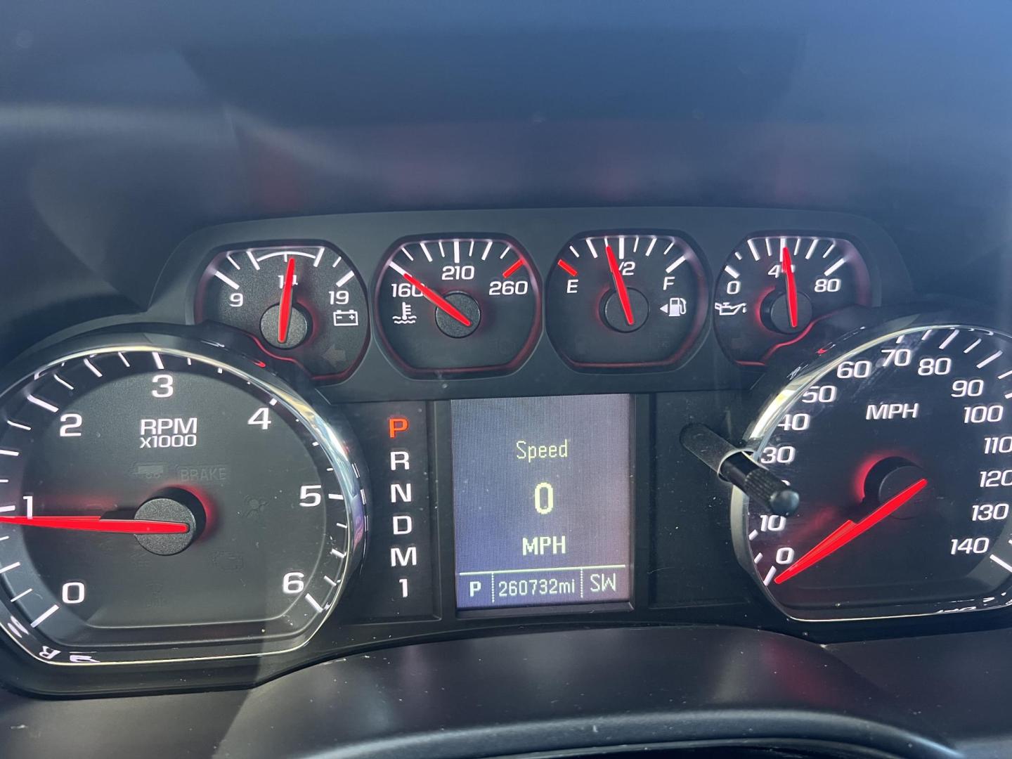 2015 White /Gray Chevrolet Silverado 2500HD (1GC2KUEG1FZ) with an 6.0L V8 OHV 16V FFV engine, 6-Speed Automatic transmission, located at 4520 Airline Hwy, Baton Rouge, LA, 70805, (225) 357-1497, 30.509325, -91.145432 - 2015 Chevrolet Silverado 2500HD Double Cab 4X4 ***ONE OWNER*** 6.0 V8 Gas, 260K Miles, A/C & Heat, Power Windows, Locks & Mirrors, Backup Camera, Spray In Bedliner, Century Camper Shell, Tow Package, Fuel Wheels. FOR INFO PLEASE CONTACT JEFF AT 225-413-0981 CHECK OUT OUR A+ RATING WITH THE BETTER BU - Photo#9