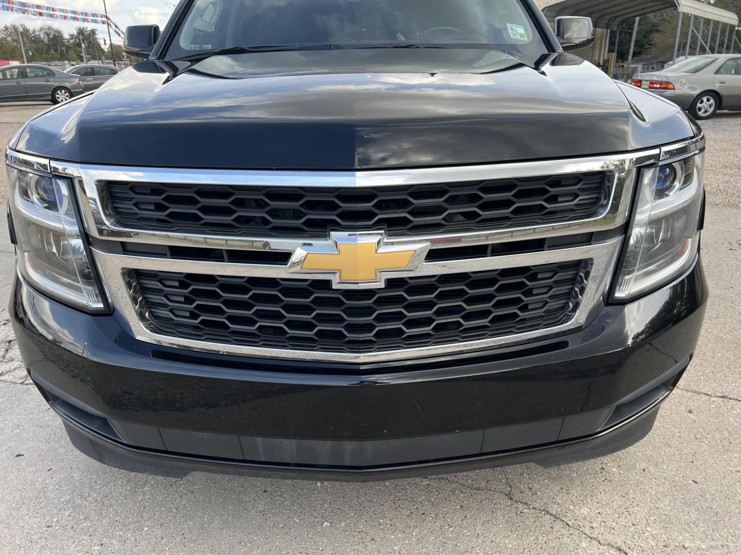 2015 Black /Black Chevrolet Tahoe LT (1GNSCBKC6FR) with an 5.3L V8 engine, 6-Speed Automatic transmission, located at 4520 Airline Hwy, Baton Rouge, LA, 70805, (225) 357-1497, 30.509325, -91.145432 - 2015 Chevrolet Tahoe LT 2WD 5.3 V8 Gas, 165K Miles, Heated Leather, Seat 8, Dual A/C & Heat, All Power, Bose Stereo, Navigation, Backup Camera, Tow Package. FOR INFO PLEASE CONTACT JEFF AT 225-413-0981 CHECK OUT OUR A+ RATING WITH THE BETTER BUSINESS BUREAU WE HAVE BEEN A FAMILY OWNED AND OPERAT - Photo#2