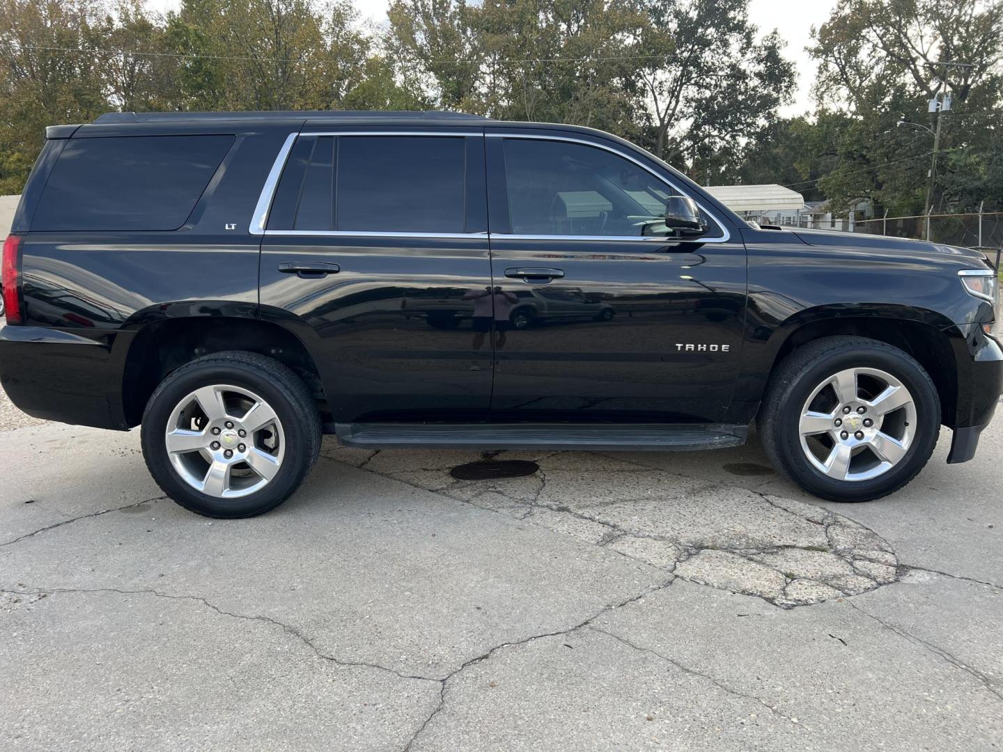 2015 Black /Black Chevrolet Tahoe LT (1GNSCBKC6FR) with an 5.3L V8 engine, 6-Speed Automatic transmission, located at 4520 Airline Hwy, Baton Rouge, LA, 70805, (225) 357-1497, 30.509325, -91.145432 - 2015 Chevrolet Tahoe LT 2WD 5.3 V8 Gas, 165K Miles, Heated Leather, Seat 8, Dual A/C & Heat, All Power, Bose Stereo, Navigation, Backup Camera, Tow Package. FOR INFO PLEASE CONTACT JEFF AT 225-413-0981 CHECK OUT OUR A+ RATING WITH THE BETTER BUSINESS BUREAU WE HAVE BEEN A FAMILY OWNED AND OPERAT - Photo#4