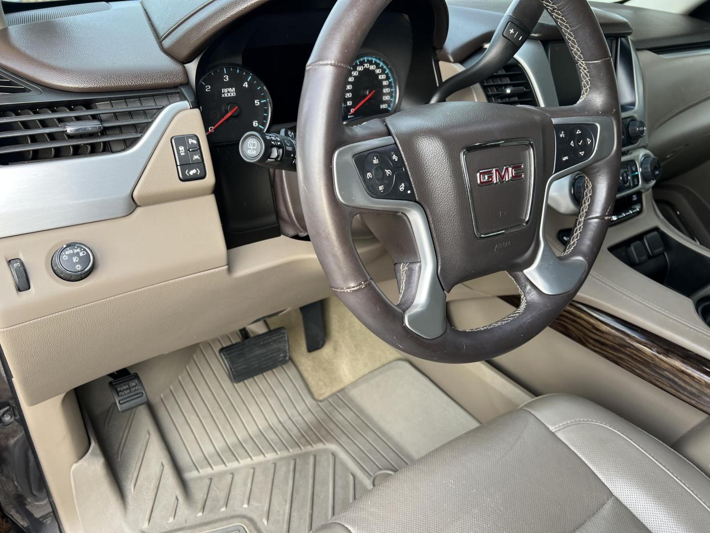 2017 Iridium Gray /Tan GMC Yukon XL SLT (1GKS1GKC8HR) with an 5.3L V8 OHV 16V engine, 6-Speed Automatic transmission, located at 4520 Airline Hwy, Baton Rouge, LA, 70805, (225) 357-1497, 30.509325, -91.145432 - 2017 GMC Yukon XL SLT 2WD ***ONE OWNER*** 5.3 V8 Gas, 111K Miles, Heated & Cooled Leather Seats, 7 Passenger Seating, All Power, Bose Stereo, Backup Camera, Tow Package & More. FOR INFO PLEASE CONTACT JEFF AT 225-413-0981. CHECK OUT OUR A+ RATING WITH THE BETTER BUSINESS BUREAU. WE HAVE BEEN A FAMI - Photo#16