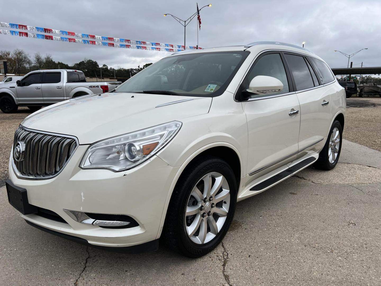 2015 Buick Enclave Premium's photo