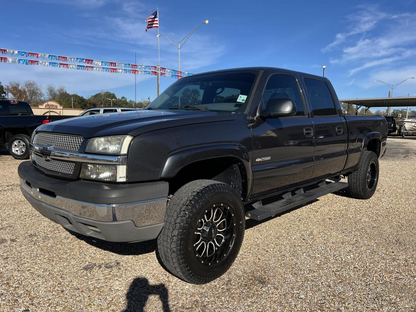 2004 Dark Spiral Gray /Gray Chevrolet Silverado 2500 LS (1GCGC23UX4F) with an 6.0L V8 OHV 16V engine, 4-Speed Automatic Overdrive transmission, located at 4520 Airline Hwy, Baton Rouge, LA, 70805, (225) 357-1497, 30.509325, -91.145432 - 2004 Chevrolet Silverado 2500 Crew Cab LS 2WD ***TWO OWNER & NO ACCIDENTS*** 6.0 V8 Gas, 147K Miles, A/C & Heat, Power Windows, Locks & Mirrors, Backup Camera, Spray In Bedliner, HELO Wheels, Bilstein Shocks, New Brakes, Tow Package. FOR INFO PLEASE CONTACT JEFF AT 225-413-0981. CHECK OUT OUR A+ RAT - Photo#0