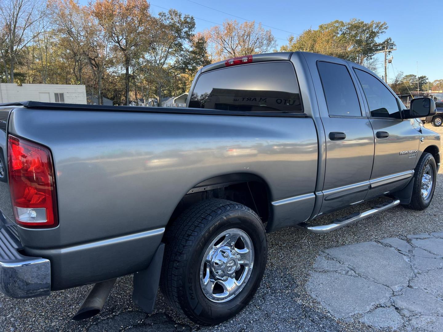 2006 Gray /Gray Dodge Ram 3500 Lonestar (3D7LL38C56G) with an 5.9L L6 OHV 24V TURBO DIESEL engine, Automatic transmission, located at 4520 Airline Hwy, Baton Rouge, LA, 70805, (225) 357-1497, 30.509325, -91.145432 - 2006 Dodge Ram 3500 Quad Cad 2WD ***ONE OWNER*** 5.9L Turbo Diesel, 231K Miles, Automatic, Leather Seats, A/C & Heat, Power Seat, Windows, Locks & Mirrors, Seating For 6, Spray In Bedliner, Tow Package. FOR INFO PLEASE CONTACT JEFF AT 225-413-0981. CHECK OUT OUR A+ RATING WITH THE BETTER BUSINESS BU - Photo#4