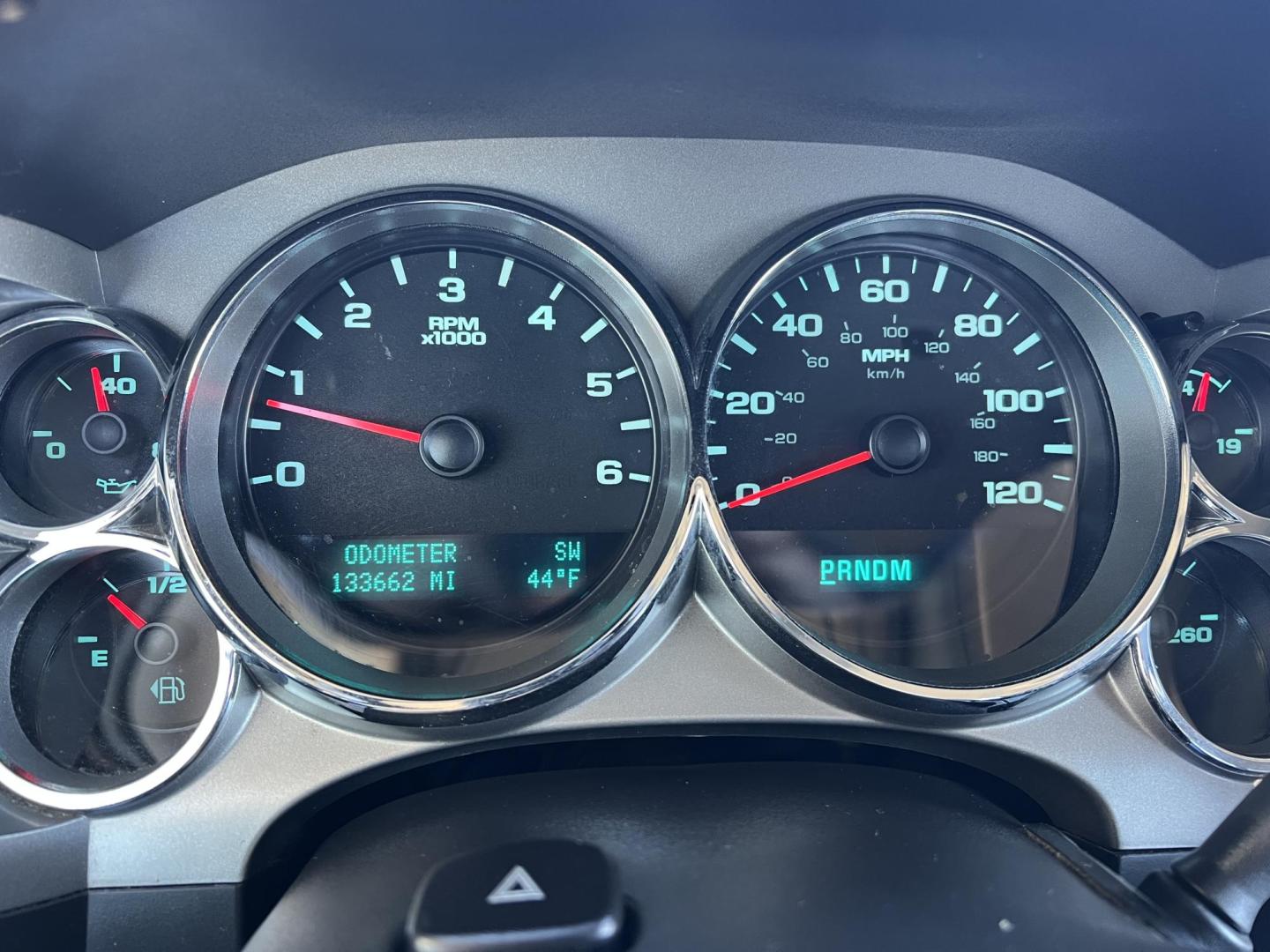 2011 Silver /Black GMC Sierra 1500 SLE (3GTP1VE03BG) with an 5.3L V8 OHV 16V FFV engine, 6-Speed Automatic transmission, located at 4520 Airline Hwy, Baton Rouge, LA, 70805, (225) 357-1497, 30.509325, -91.145432 - 2011 GMC Sierra 1500 Crew Cab SLE ***ONE OWNER*** 5.3 V8 Gas, 133K Miles, Cold A/C, Power Windows, Locks & Mirrors, Seats 6, Tow Package. Radio Display Doesn't Light Up. FOR INFO PLEASE CONTACT JEFF AT 225-413-0981. CHECK OUT OUR A+ RATING WITH THE BETTER BUSINESS BUREAU. WE HAVE BEEN A FAMILY OWNED - Photo#8