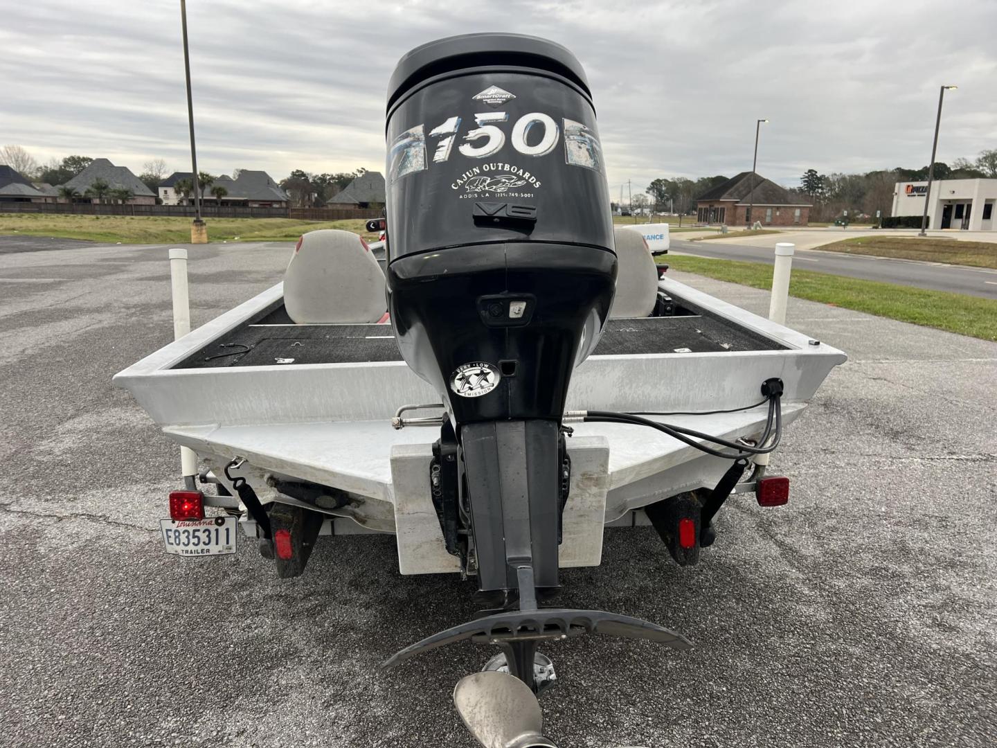 2001 Silver , located at 4520 Airline Hwy, Baton Rouge, LA, 70805, (225) 357-1497, 30.509325, -91.145432 - 2001 Custom Built Alumium Bass Boat 18 1/2 Ft Long 2006 Mercury OptiMax 150HP 220 Hrs, Motorguide Trolling Motor, Rod Box, 3 Other Storages, Lowrance Electronics, On Board Charger, 53 Is Top Speed - Photo#2