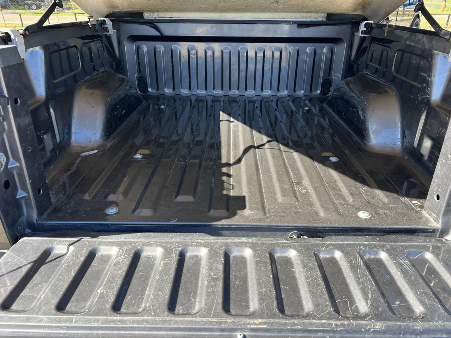 2003 Gray /Gray Ford F-150 XLT (1FTRW07643K) with an 4.6L V8 SOHC 16V engine, 4-Speed Automatic Overdrive transmission, located at 4520 Airline Hwy, Baton Rouge, LA, 70805, (225) 357-1497, 30.509325, -91.145432 - 2003 Ford F-150 SuperCrew XLT **ONE OWNER** 4.6 V8 Gas, 158K Miles, Automatic, A/C & Heat, Power Windows & Locks, Bedcover, Alloy Wheels. FOR INFO PLEASE CONTACT JEFF AT 225-413-0981. CHECK OUT OUR A+ RATING WITH THE BETTER BUSINESS BUREAU. WE HAVE BEEN A FAMILY OWNED AND OPERATED BUSINESS AT THE S - Photo#8