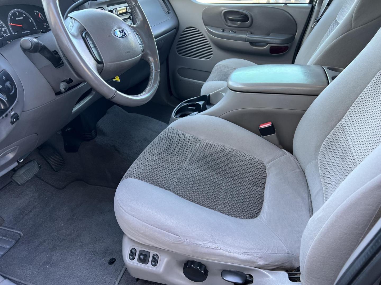 2003 Gray /Gray Ford F-150 XLT (1FTRW07643K) with an 4.6L V8 SOHC 16V engine, 4-Speed Automatic Overdrive transmission, located at 4520 Airline Hwy, Baton Rouge, LA, 70805, (225) 357-1497, 30.509325, -91.145432 - 2003 Ford F-150 SuperCrew XLT **ONE OWNER** 4.6 V8 Gas, 158K Miles, Automatic, A/C & Heat, Power Windows & Locks, Bedcover, Alloy Wheels. FOR INFO PLEASE CONTACT JEFF AT 225-413-0981. CHECK OUT OUR A+ RATING WITH THE BETTER BUSINESS BUREAU. WE HAVE BEEN A FAMILY OWNED AND OPERATED BUSINESS AT THE S - Photo#11