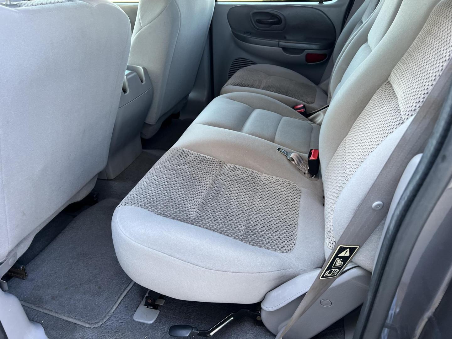 2003 Gray /Gray Ford F-150 XLT (1FTRW07643K) with an 4.6L V8 SOHC 16V engine, 4-Speed Automatic Overdrive transmission, located at 4520 Airline Hwy, Baton Rouge, LA, 70805, (225) 357-1497, 30.509325, -91.145432 - 2003 Ford F-150 SuperCrew XLT **ONE OWNER** 4.6 V8 Gas, 158K Miles, Automatic, A/C & Heat, Power Windows & Locks, Bedcover, Alloy Wheels. FOR INFO PLEASE CONTACT JEFF AT 225-413-0981. CHECK OUT OUR A+ RATING WITH THE BETTER BUSINESS BUREAU. WE HAVE BEEN A FAMILY OWNED AND OPERATED BUSINESS AT THE S - Photo#14
