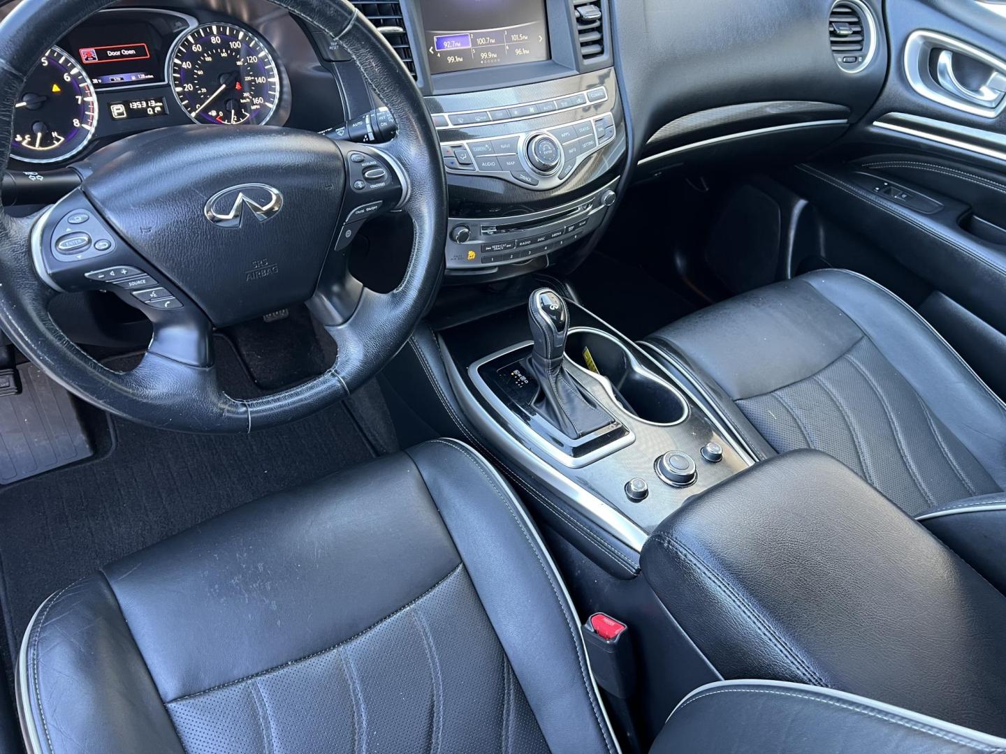 2017 Silver /Black Infiniti QX60 (5N1DL0MN0HC) with an 3.5L V6 DOHC 24V engine, Automatic transmission, located at 4520 Airline Hwy, Baton Rouge, LA, 70805, (225) 357-1497, 30.509325, -91.145432 - 2017 Infiniti QX60 **NO ACCIDENTS** 3.5 V6 Gas, 135K Miles, Heated Leather Seats, 3rd Row Seat, A/C & Heat, All Power, Sunroof, Navigation, Backup Camera. Has Some Minor Scratches. FOR INFO PLEASE CONTACT JEFF AT 225-413-0981. CHECK OUT OUR A+ RATING WITH THE BETTER BUSINESS BUREAU. WE HAVE BEEN A - Photo#16