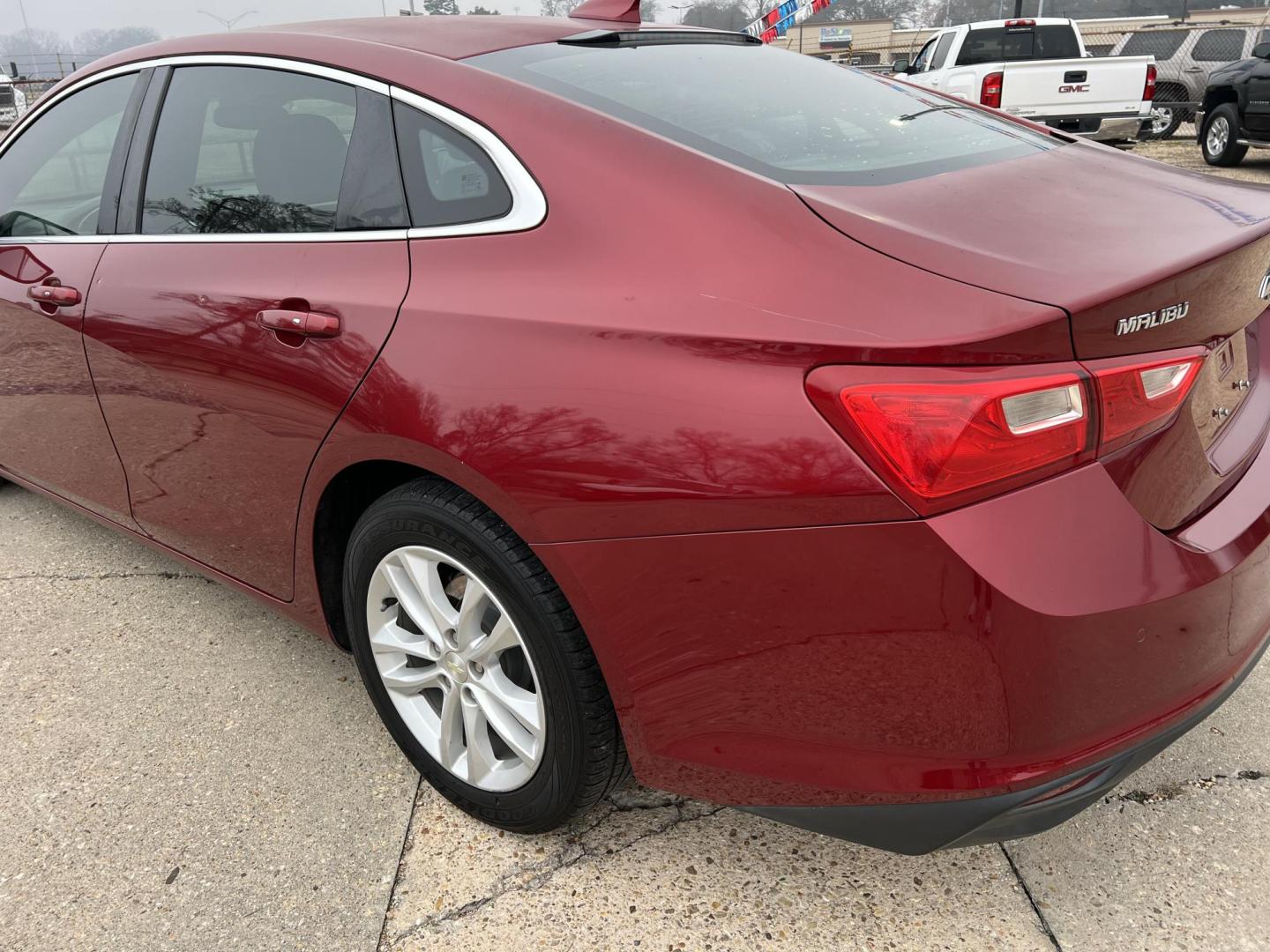 2017 Maroon /Gray Chevrolet Malibu LT (1G1ZE5ST4HF) with an 1.5L L4 DOHC 16V engine, Automatic transmission, located at 4520 Airline Hwy, Baton Rouge, LA, 70805, (225) 357-1497, 30.509325, -91.145432 - 2017 Chevrolet Malibu LT **NO ACCIDENTS** 1.5 4 Cylinder Gas Saver, 94K Miles, A/C & Heat, Touch Screen Radio With Backup Camera, Power Windows, Locks & Mirrors. Paint Is Faded. FOR INFO PLEASE CONTACT JEFF AT 225-413-0981. CHECK OUT OUR A+ RATING WITH THE BETTER BUSINESS BUREAU. WE HAVE BEEN A FAMI - Photo#7