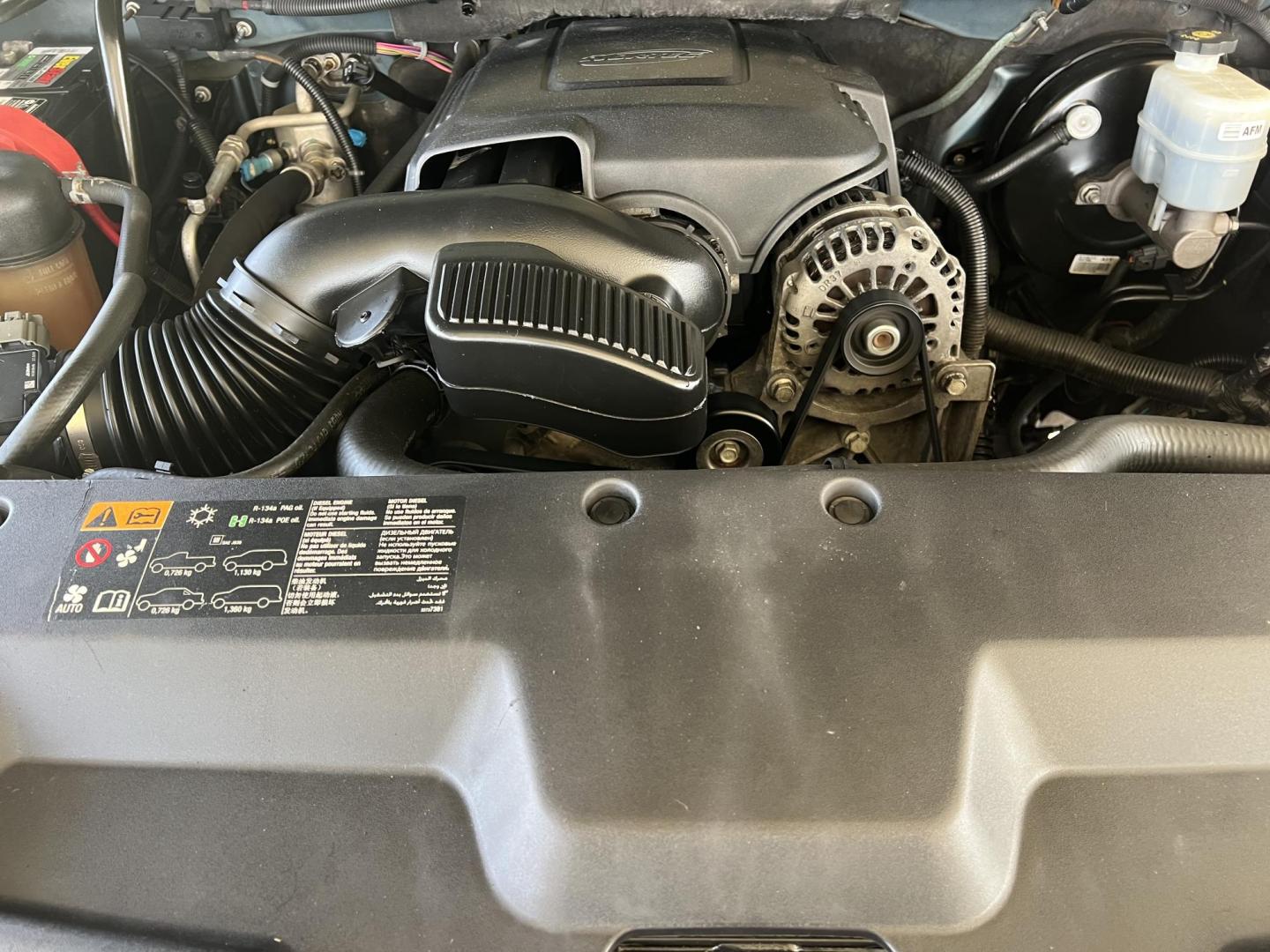 2009 Blue /Black GMC Sierra 1500 SLT (3GTEC33J39G) with an 5.3L V8 OHV 16V engine, 6-Speed Automatic transmission, located at 4520 Airline Hwy, Baton Rouge, LA, 70805, (225) 357-1497, 30.509325, -91.145432 - 2009 GMC Sierra 1500 Crew Cab SLT 5.3 V8 Gas, 181K Miles, Leather, Cold A/C, Power Windows, Locks & Mirrors, Spray In Bedliner, Tow Package. DOD Has Been Deleted. Front Fender Paint Is Faded. FOR INFO PLEASE CONTACT JEFF AT 225-413-0981. CHECK OUT OUR A+ RATING WITH THE BETTER BUSINESS BUREAU. WE H - Photo#16