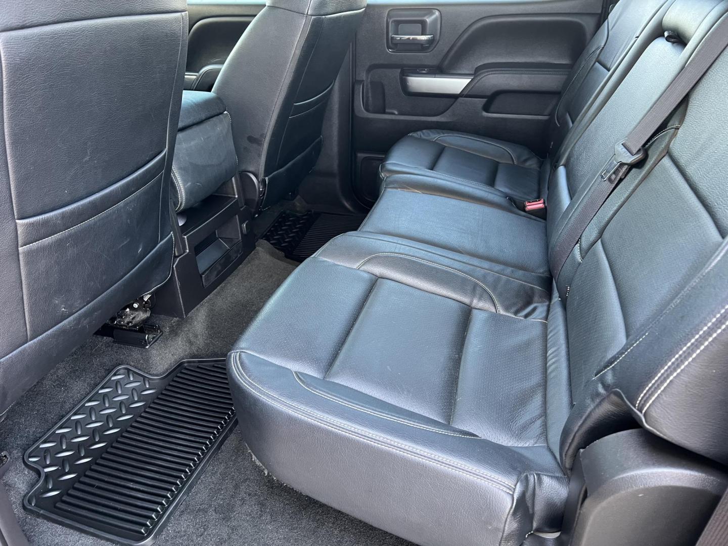 2017 Black /Black Chevrolet Silverado 1500 LT (3GCPCREC3HG) with an 5.3L V8 engine, 6-Speed Automatic transmission, located at 4520 Airline Hwy, Baton Rouge, LA, 70805, (225) 357-1497, 30.509325, -91.145432 - 2017 Chevrolet Silverado 1500 Crew Cab LT 5.3 V8 Gas, 122K Miles, Leather Seats, Cold A/C, Power Windows, Locks & Mirrors, Backup Camera, 20" Alloy Wheels, Tow Package. FOR INFO PLEASE CONTACT JEFF AT 225-413-0981. CHECK OUT OUR A+ RATING WITH THE BETTER BUSINESS BUREAU. WE HAVE BEEN A FAMILY OWNED - Photo#13