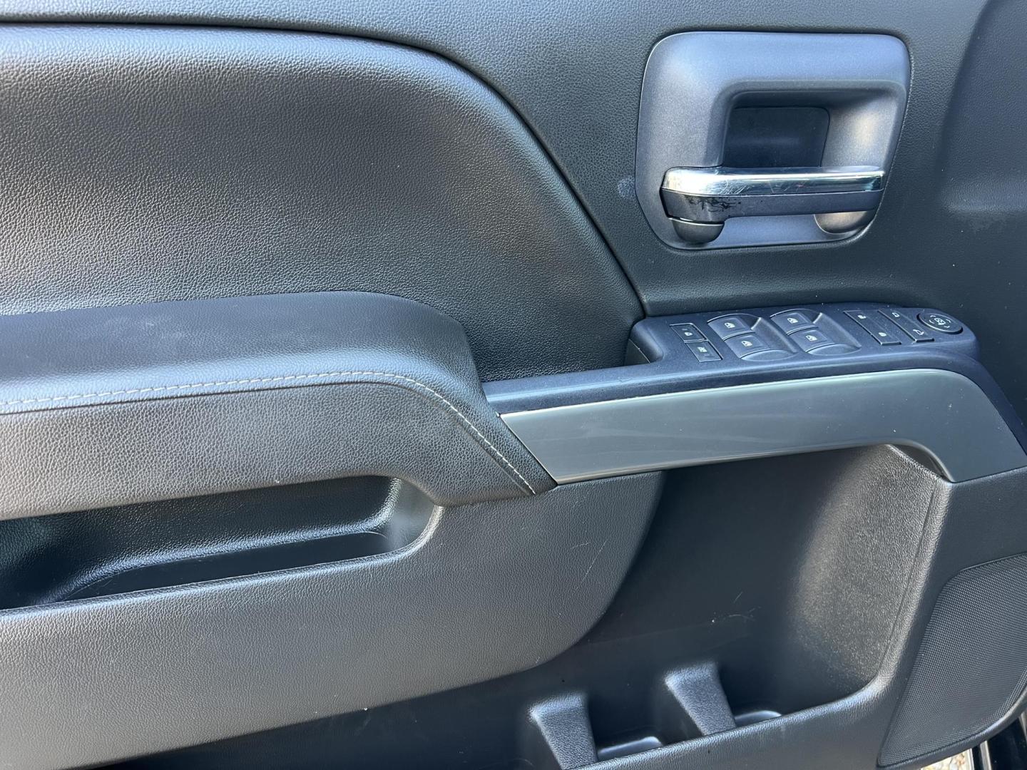 2017 Black /Black Chevrolet Silverado 1500 LT (3GCPCREC3HG) with an 5.3L V8 engine, 6-Speed Automatic transmission, located at 4520 Airline Hwy, Baton Rouge, LA, 70805, (225) 357-1497, 30.509325, -91.145432 - 2017 Chevrolet Silverado 1500 Crew Cab LT 5.3 V8 Gas, 122K Miles, Leather Seats, Cold A/C, Power Windows, Locks & Mirrors, Backup Camera, 20" Alloy Wheels, Tow Package. FOR INFO PLEASE CONTACT JEFF AT 225-413-0981. CHECK OUT OUR A+ RATING WITH THE BETTER BUSINESS BUREAU. WE HAVE BEEN A FAMILY OWNED - Photo#15