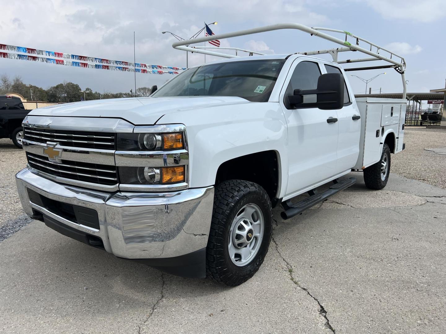 2017 White /Gray Chevrolet Silverado 2500HD Work Truck (1GC2CUEG0HZ) with an 6.0L V8 engine, 6-Speed Automatic transmission, located at 4520 Airline Hwy, Baton Rouge, LA, 70805, (225) 357-1497, 30.509325, -91.145432 - 2017 Chevrolet Silverado 2500HD Double Cab With Knapheide Service Bed 2WD, 6.0 V8 Gas, 155K Miles, Cold A/C, Power Windows, Locks & Mirrors, Tow Package. Clean Title But Has Been Wrecked In The Front. FOR INFO PLEASE CONTACT JEFF AT 225-413-0981. CHECK OUT OUR A+ RATING WITH THE BETTER BUSINESS BURE - Photo#0