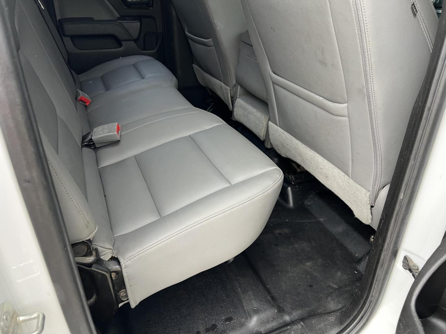 2017 White /Gray Chevrolet Silverado 2500HD Work Truck (1GC2CUEG0HZ) with an 6.0L V8 engine, 6-Speed Automatic transmission, located at 4520 Airline Hwy, Baton Rouge, LA, 70805, (225) 357-1497, 30.509325, -91.145432 - 2017 Chevrolet Silverado 2500HD Double Cab With Knapheide Service Bed 2WD, 6.0 V8 Gas, 155K Miles, Cold A/C, Power Windows, Locks & Mirrors, Tow Package. Clean Title But Has Been Wrecked In The Front. FOR INFO PLEASE CONTACT JEFF AT 225-413-0981. CHECK OUT OUR A+ RATING WITH THE BETTER BUSINESS BURE - Photo#14