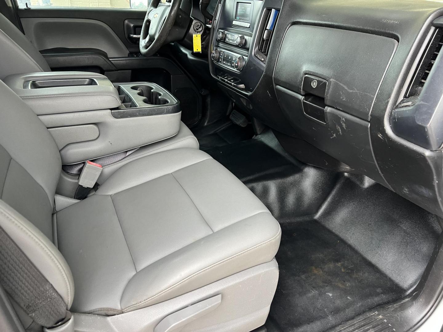 2017 White /Gray Chevrolet Silverado 2500HD Work Truck (1GC2CUEG0HZ) with an 6.0L V8 engine, 6-Speed Automatic transmission, located at 4520 Airline Hwy, Baton Rouge, LA, 70805, (225) 357-1497, 30.509325, -91.145432 - 2017 Chevrolet Silverado 2500HD Double Cab With Knapheide Service Bed 2WD, 6.0 V8 Gas, 155K Miles, Cold A/C, Power Windows, Locks & Mirrors, Tow Package. Clean Title But Has Been Wrecked In The Front. FOR INFO PLEASE CONTACT JEFF AT 225-413-0981. CHECK OUT OUR A+ RATING WITH THE BETTER BUSINESS BURE - Photo#13