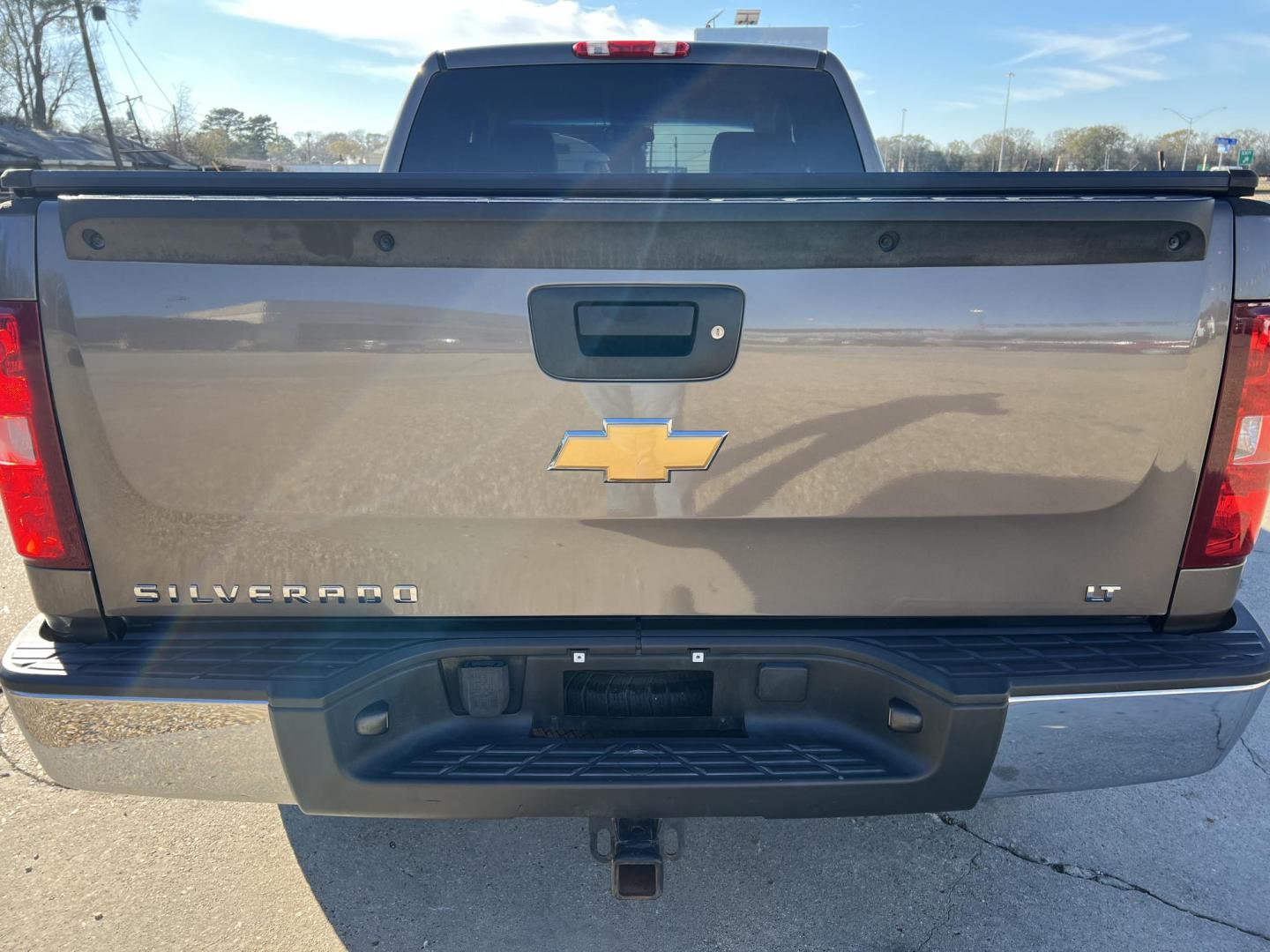 2012 Brown /Black Chevrolet Silverado 1500 LT Z71 (1GCRKSE76CZ) with an 5.3L V8 engine, 6-Speed Automatic transmission, located at 4520 Airline Hwy, Baton Rouge, LA, 70805, (225) 357-1497, 30.509325, -91.145432 - 2012 Chevrolet Silverado 1500 Ext Cab LT Z71 4X4 5.3 V8 Gas, 176K Miles, Leather Seats, Cold A/C, Power Windows, Locks & Mirrors, Bed Cover, Tow Package. FOR INFO PLEASE CONTACT JEFF AT 225-413-0981. CHECK OUT OUR A+ RATING WITH THE BETTER BUSINESS BUREAU. WE HAVE BEEN A FAMILY OWNED AND OPERATED - Photo#6
