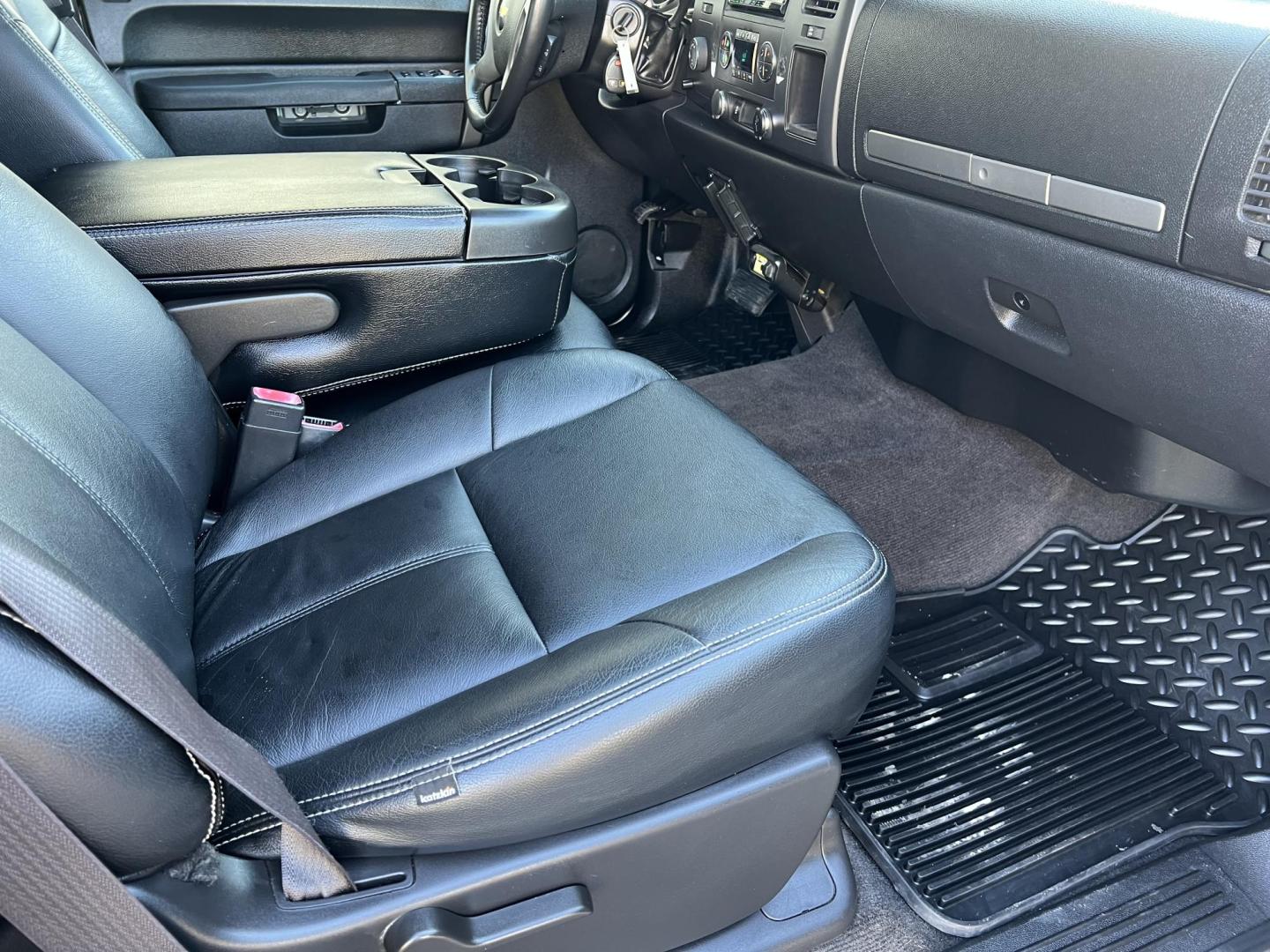 2012 Brown /Black Chevrolet Silverado 1500 LT Z71 (1GCRKSE76CZ) with an 5.3L V8 engine, 6-Speed Automatic transmission, located at 4520 Airline Hwy, Baton Rouge, LA, 70805, (225) 357-1497, 30.509325, -91.145432 - 2012 Chevrolet Silverado 1500 Ext Cab LT Z71 4X4 5.3 V8 Gas, 176K Miles, Leather Seats, Cold A/C, Power Windows, Locks & Mirrors, Bed Cover, Tow Package. FOR INFO PLEASE CONTACT JEFF AT 225-413-0981. CHECK OUT OUR A+ RATING WITH THE BETTER BUSINESS BUREAU. WE HAVE BEEN A FAMILY OWNED AND OPERATED - Photo#12