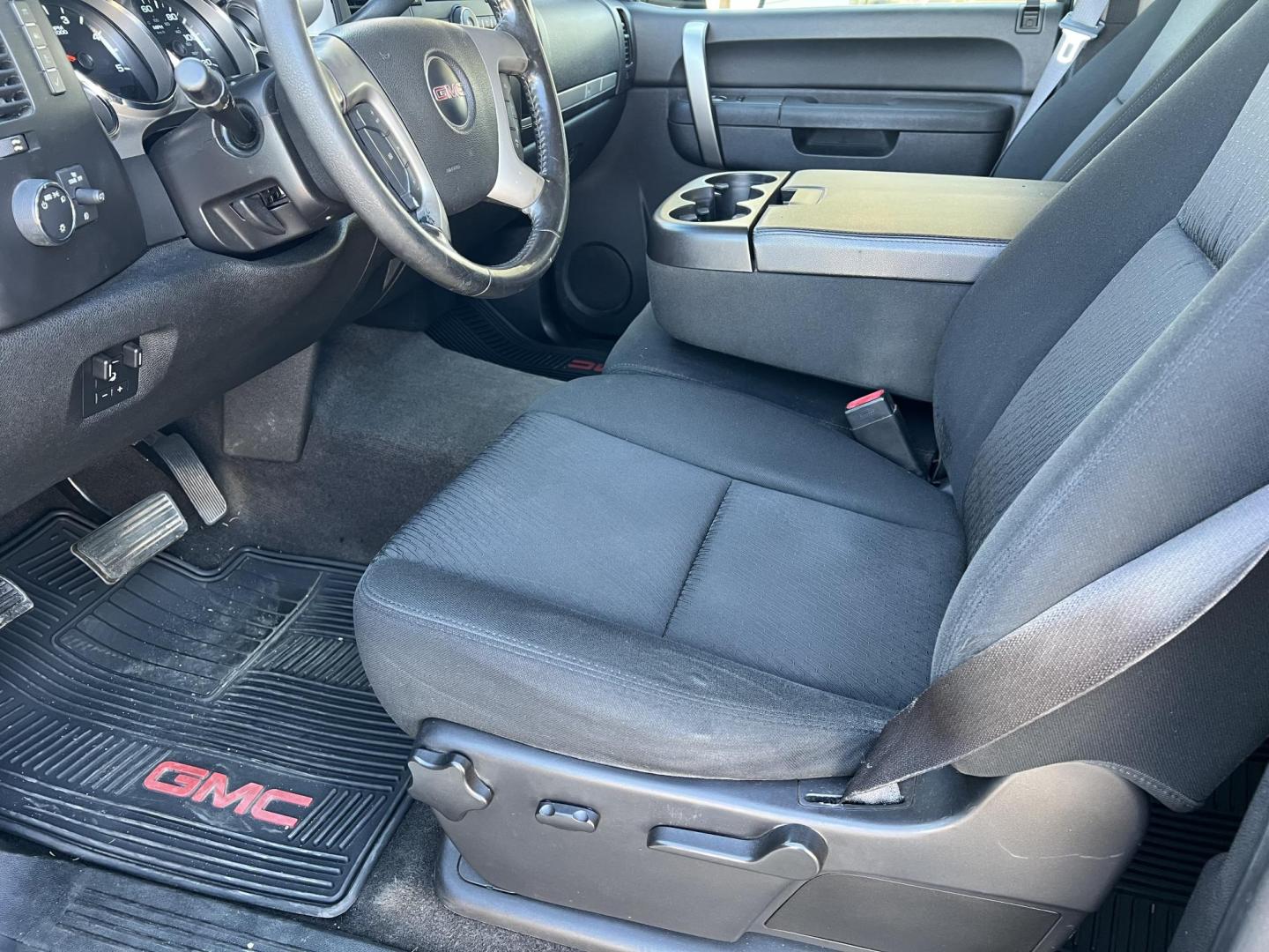 2014 Black /Black GMC Sierra 2500HD SLE Z71 (1GT120C88EF) with an 6.6L V8 OHV 32V TURBO DIESEL engine, 6-Speed Automatic transmission, located at 4520 Airline Hwy, Baton Rouge, LA, 70805, (225) 357-1497, 30.509325, -91.145432 - 2014 GMC Sierra 2500HD Crew Cab SLE Z71 4X4 **ONE OWNER & NO ACCIDENTS** 6.6 Duramax Diesel, Allison Transmission, Deleted, 234K Miles, Cold A/C, Power Windows, Locks & Mirrors, Spray In Bedliner, 5th Wheel Rails, Tow Package. FOR INFO PLEASE CONTACT JEFF AT 225-413-0981. CHECK OUT OUR A+ RATING WI - Photo#11