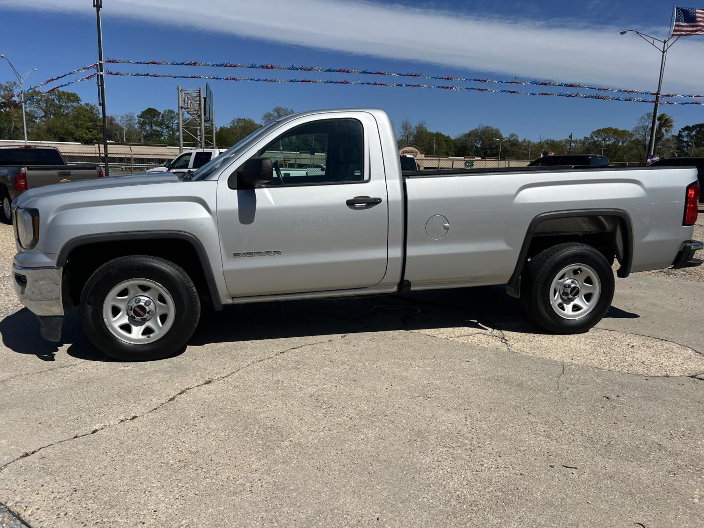 2018 Silver /Gray GMC Sierra 1500 (1GTN1LEC8JZ) with an 5.3L V8 engine, 6-Speed Automatic transmission, located at 4520 Airline Hwy, Baton Rouge, LA, 70805, (225) 357-1497, 30.509325, -91.145432 - 2018 GMC Sierra 1500 Reg Cab 8Ft Bed ***NO ACCIDENTS*** 5.3 V8 Gas, 134K Miles, Cold A/C, Power Windows, Locks & Mirrors, Spray In Bedliner, Backup Camera, Tow Package. Has Hail Dings On Hood. FOR INFO PLEASE CONTACT JEFF AT 225-413-0981. CHECK OUT OUR A+ RATING WITH THE BETTER BUSINESS BUREAU. WE H - Photo#1