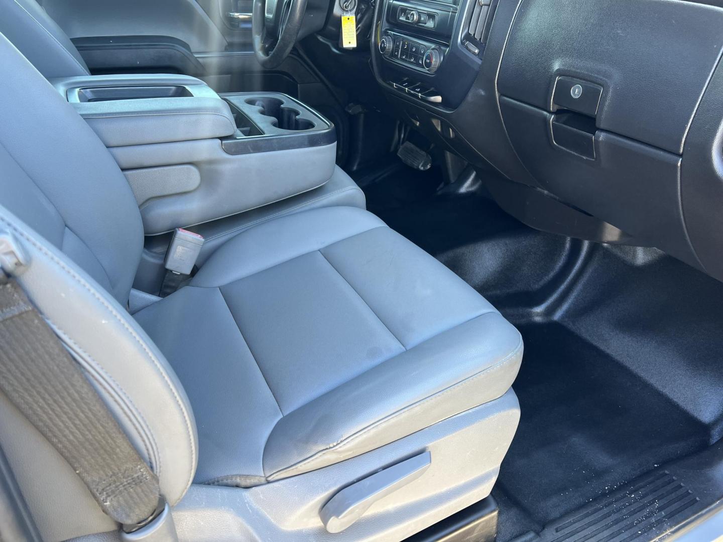 2018 Silver /Gray GMC Sierra 1500 (1GTN1LEC8JZ) with an 5.3L V8 engine, 6-Speed Automatic transmission, located at 4520 Airline Hwy, Baton Rouge, LA, 70805, (225) 357-1497, 30.509325, -91.145432 - 2018 GMC Sierra 1500 Reg Cab 8Ft Bed ***NO ACCIDENTS*** 5.3 V8 Gas, 134K Miles, Cold A/C, Power Windows, Locks & Mirrors, Spray In Bedliner, Backup Camera, Tow Package. Has Hail Dings On Hood. FOR INFO PLEASE CONTACT JEFF AT 225-413-0981. CHECK OUT OUR A+ RATING WITH THE BETTER BUSINESS BUREAU. WE H - Photo#11