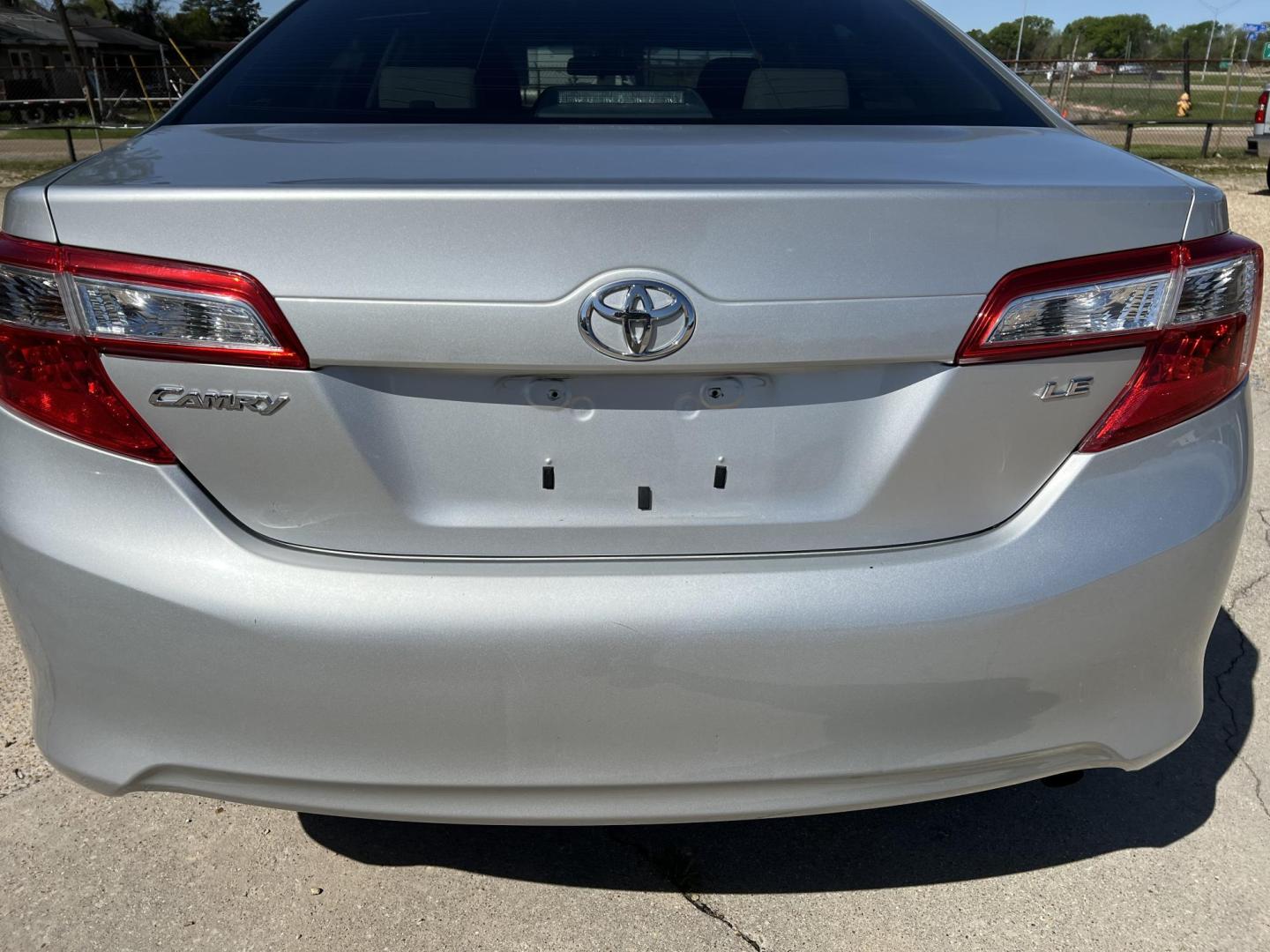 2012 Silver /Gray Toyota Camry LE (4T1BF1FK6CU) with an 2.5L L4 DOHC 16V engine, 6-Speed Automatic transmission, located at 4520 Airline Hwy, Baton Rouge, LA, 70805, (225) 357-1497, 30.509325, -91.145432 - 2012 Toyota Camry LE 2.5L Gas Saver, 229K Miles, Cold A/C, Power Windows, Locks & Mirrors, Touch Screen Radio. FOR INFO PLEASE CONTACT JEFF AT 225-413-0981. CHECK OUT OUR A+ RATING WITH THE BETTER BUSINESS BUREAU. WE HAVE BEEN A FAMILY OWNED AND OPERATED BUSINESS AT THE SAME LOCATION FOR OVER 48 YE - Photo#6